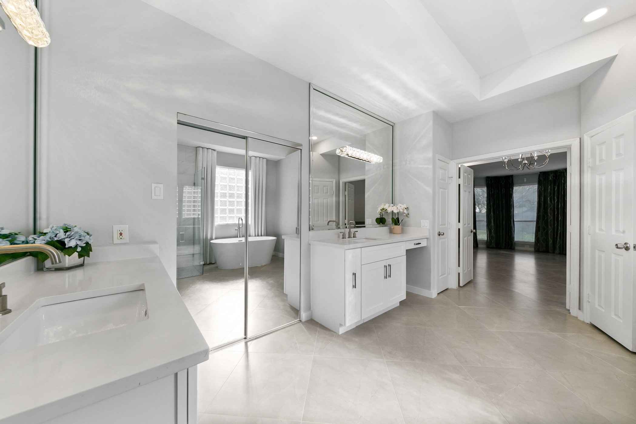 Beautiful modern master bathroom