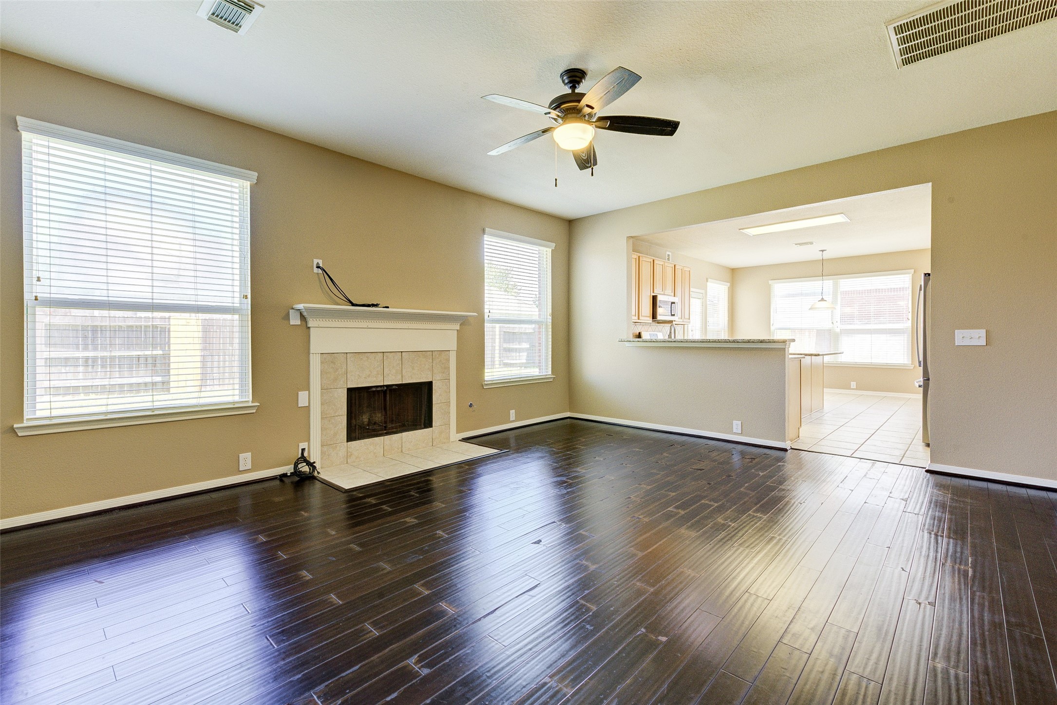 9003 Sundown Drive, Pearland, TX 77584