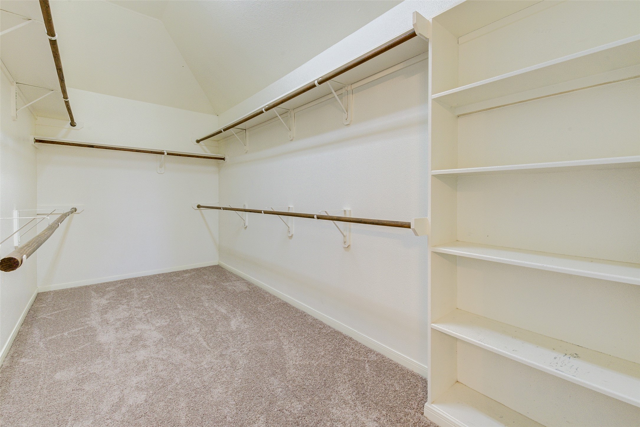 9003 Sundown Drive, Pearland, TX 77584