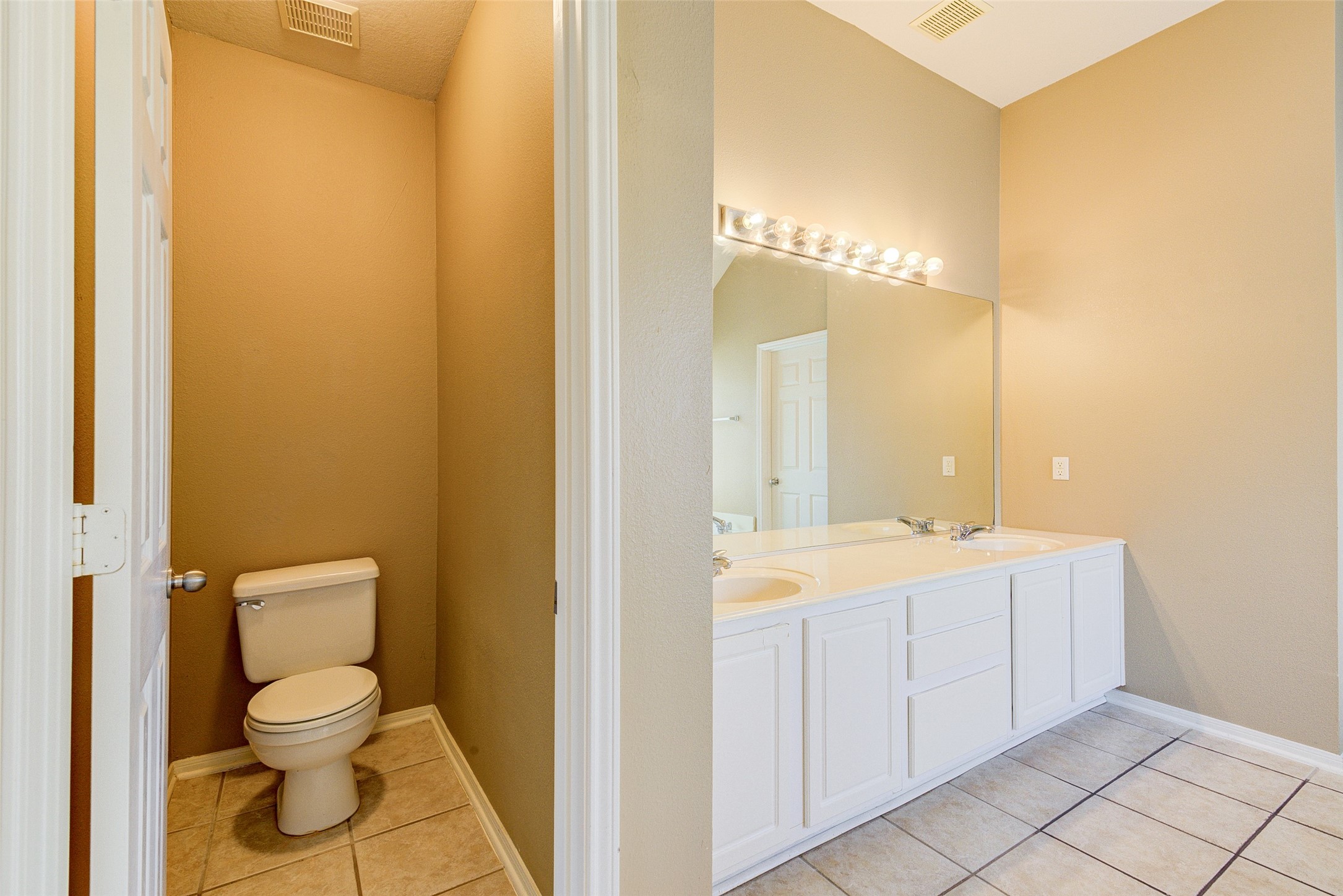 9003 Sundown Drive, Pearland, TX 77584