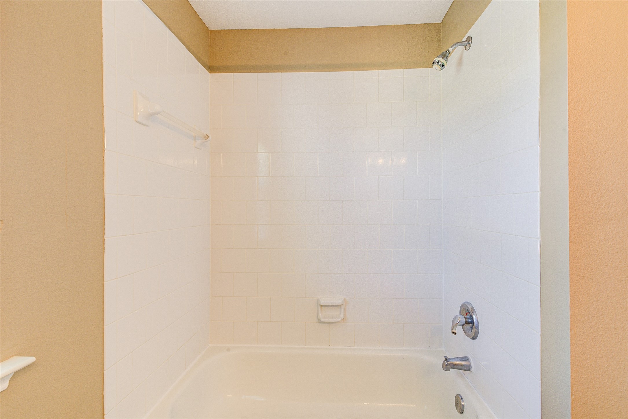 9003 Sundown Drive, Pearland, TX 77584
