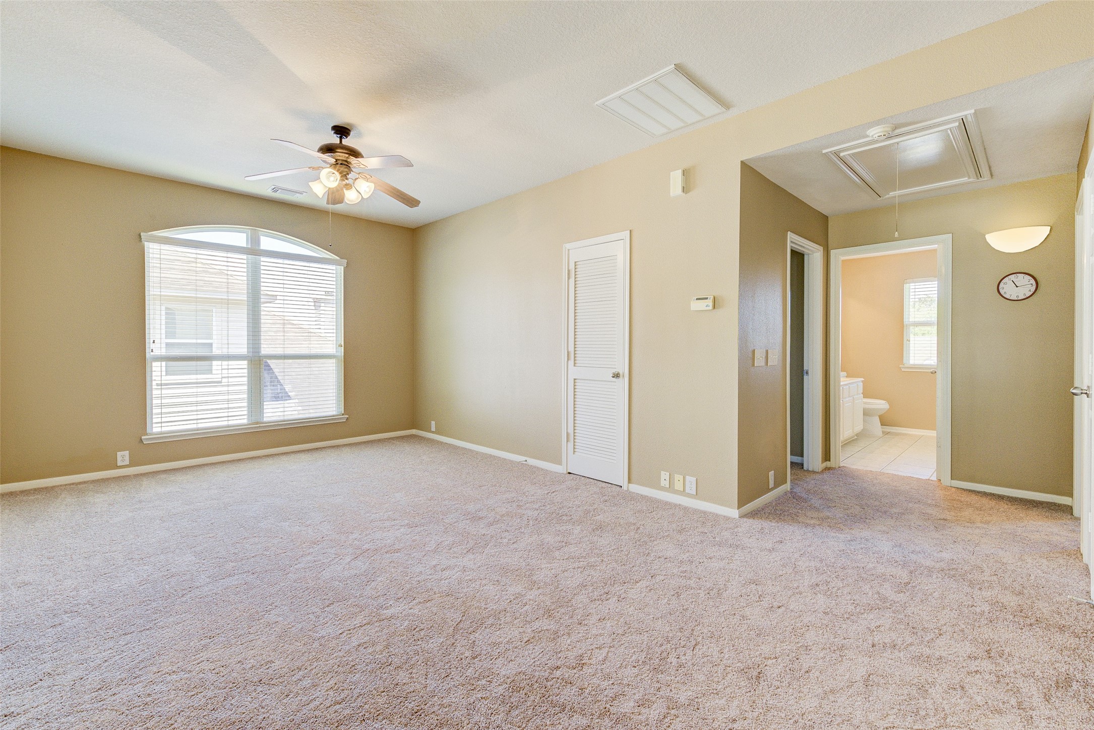 9003 Sundown Drive, Pearland, TX 77584
