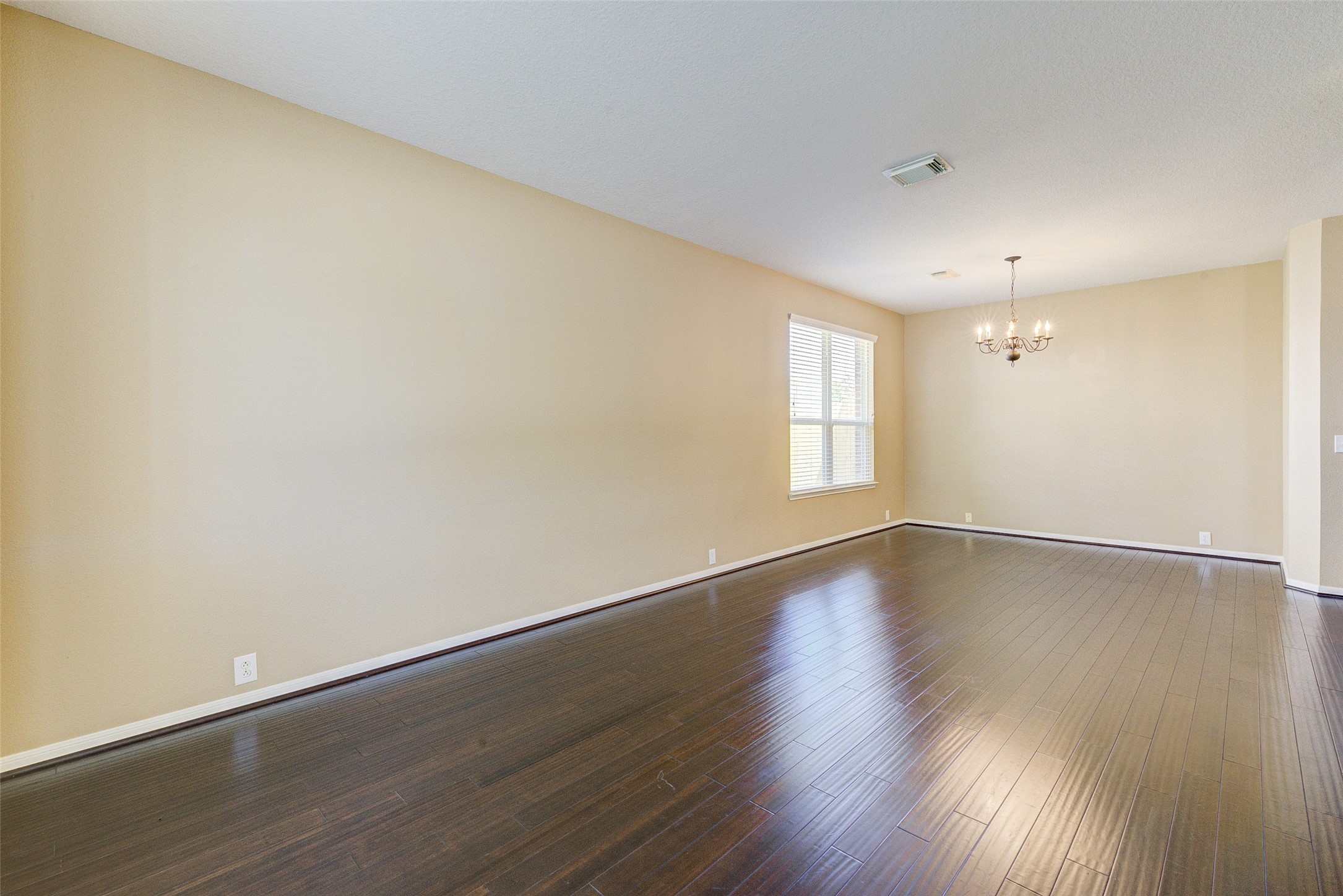 9003 Sundown Drive, Pearland, TX 77584 9003 Sundown Drive, Pearland, TX 77584