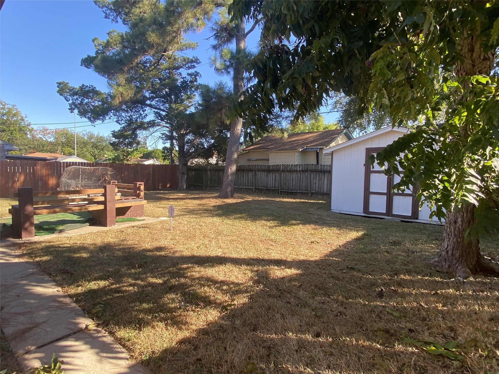 1611 Mosher Lane, Houston, TX 77088