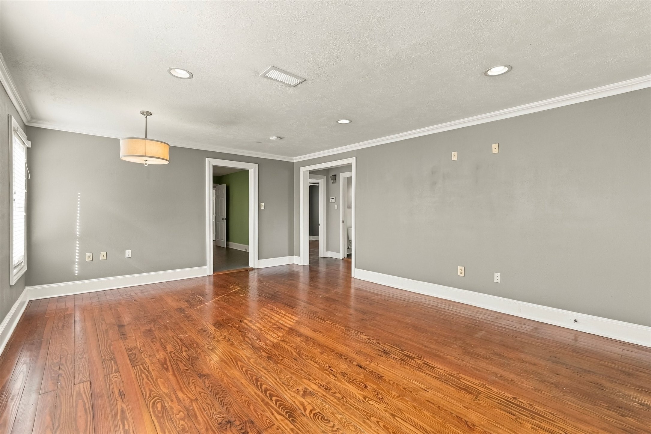 1006 Robbie Street, Houston, TX 77009