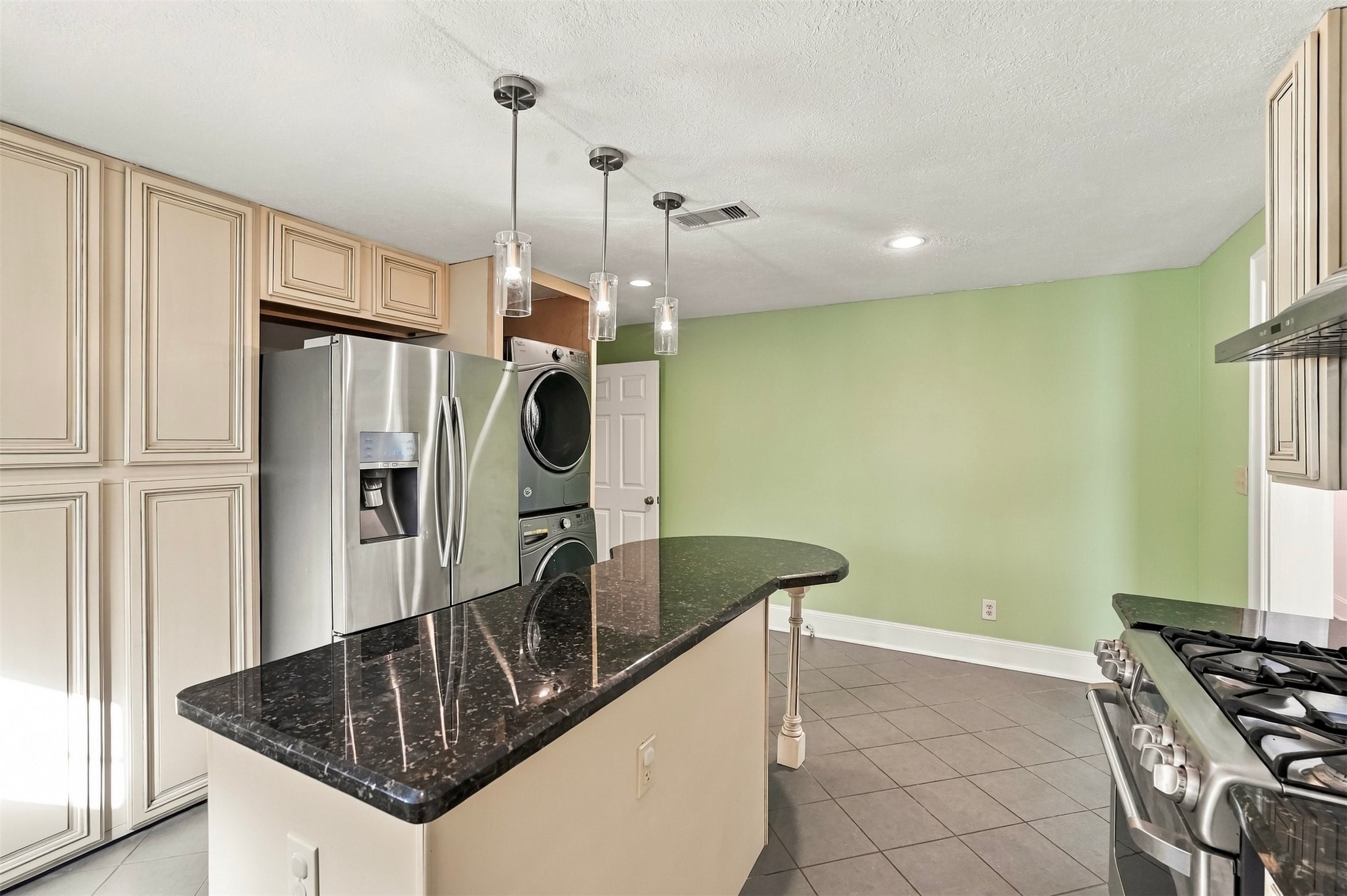 1006 Robbie Street, Houston, TX 77009