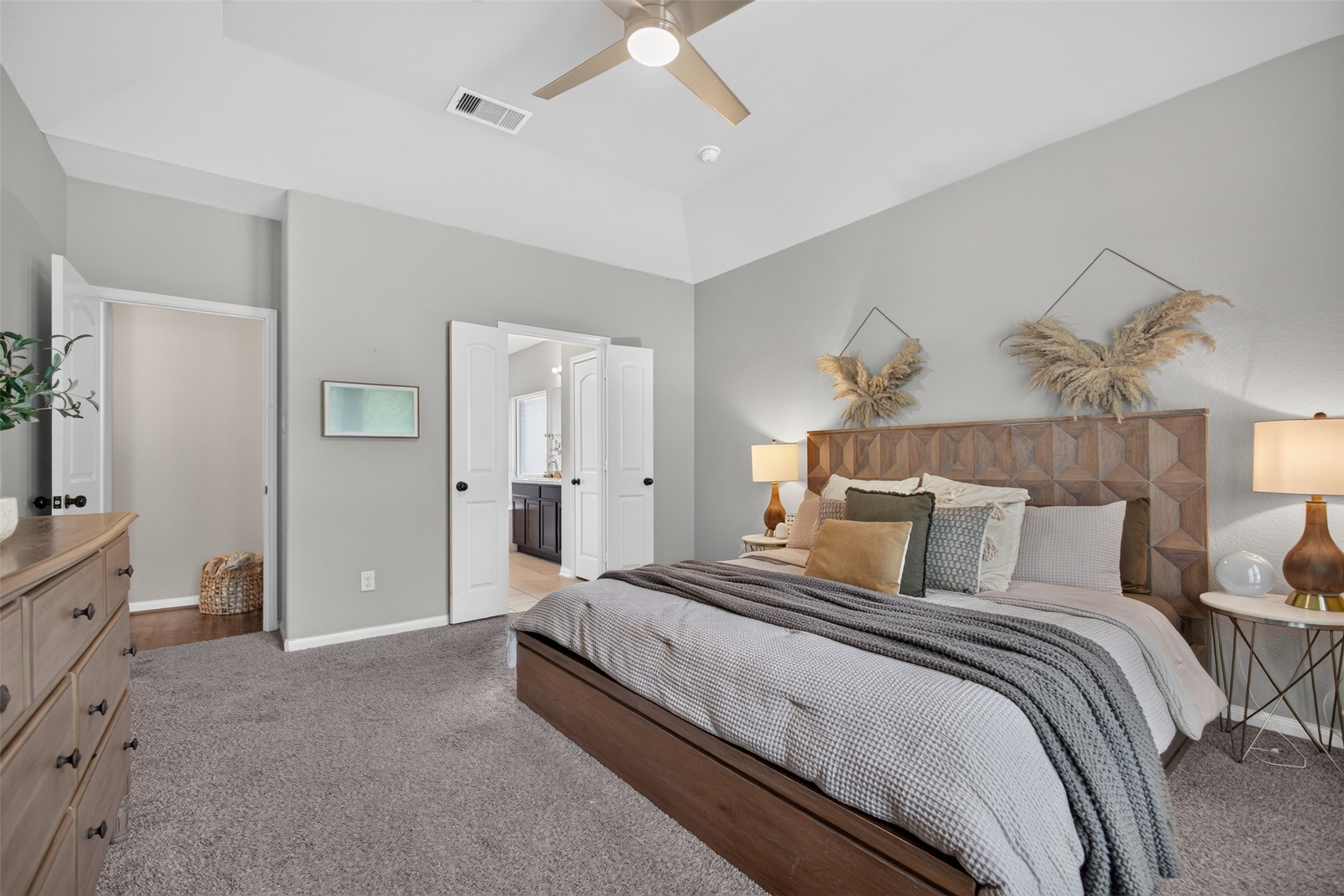 15015 Meadow Glen N, Conroe, TX 77306