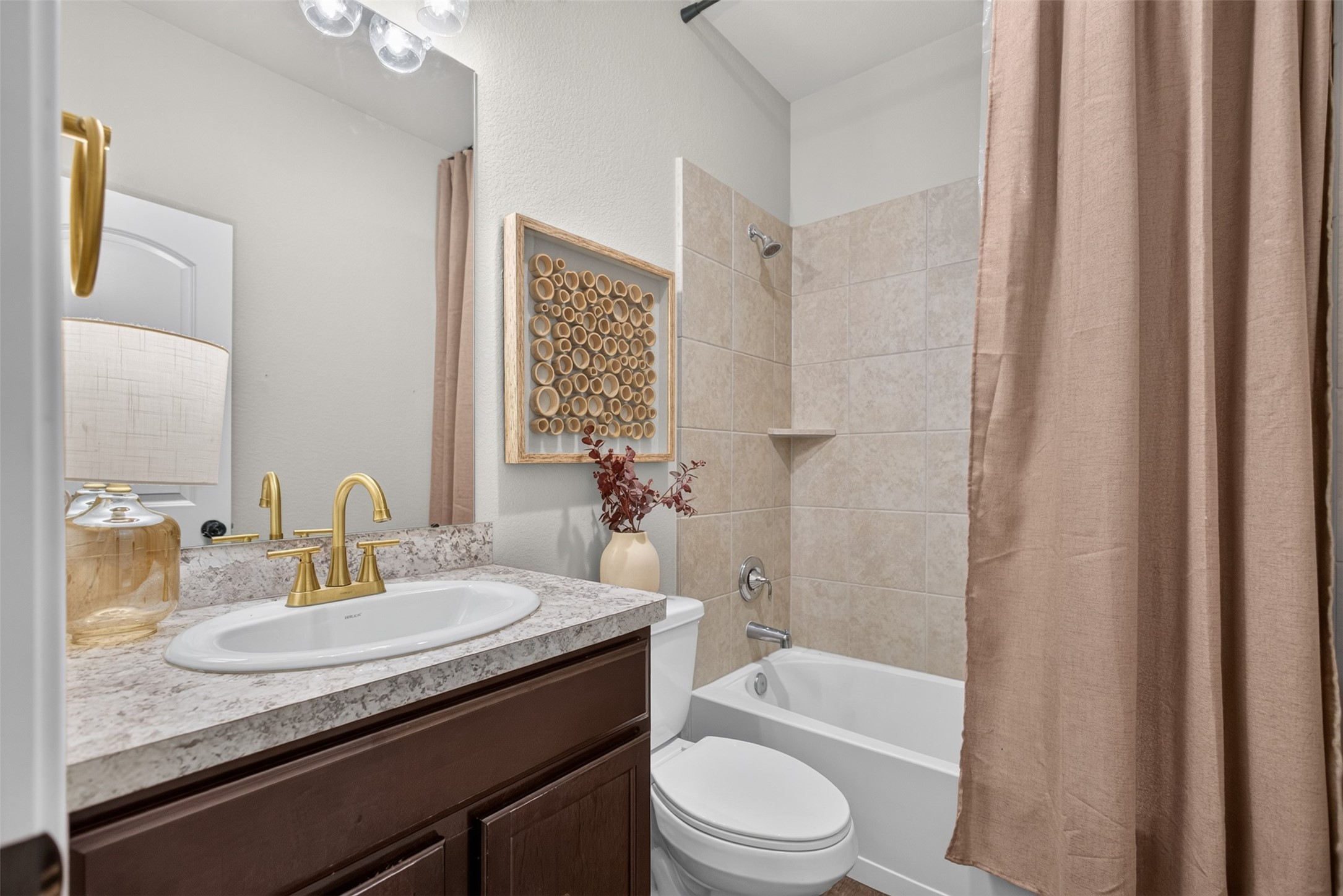 15015 Meadow Glen N, Conroe, TX 77306