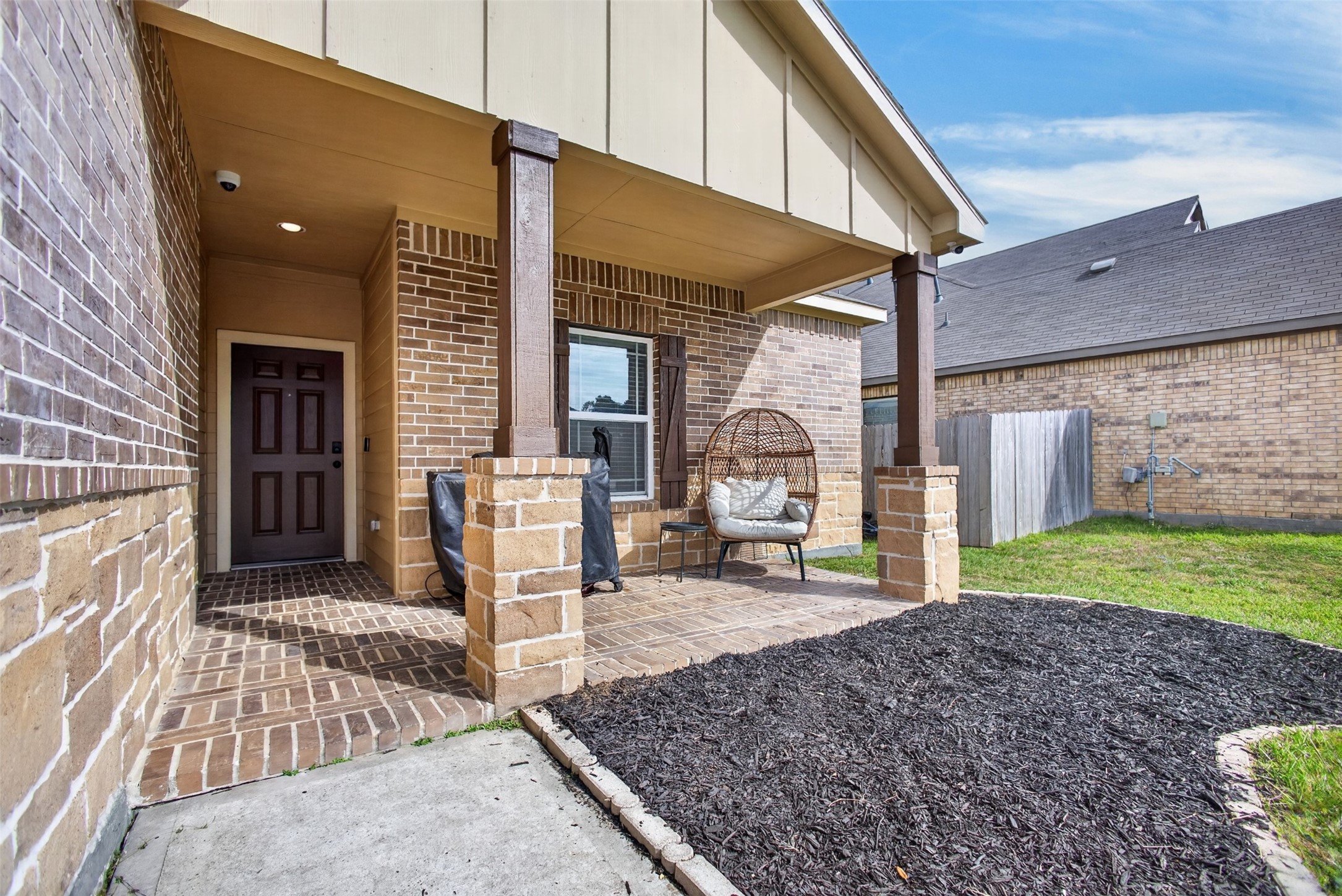 15015 Meadow Glen N, Conroe, TX 77306