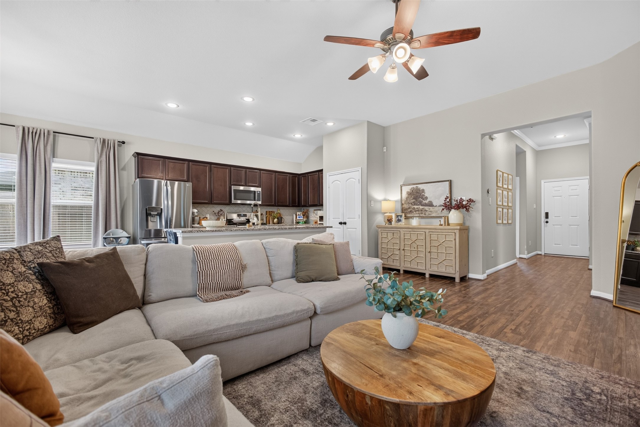 15015 Meadow Glen N, Conroe, TX 77306