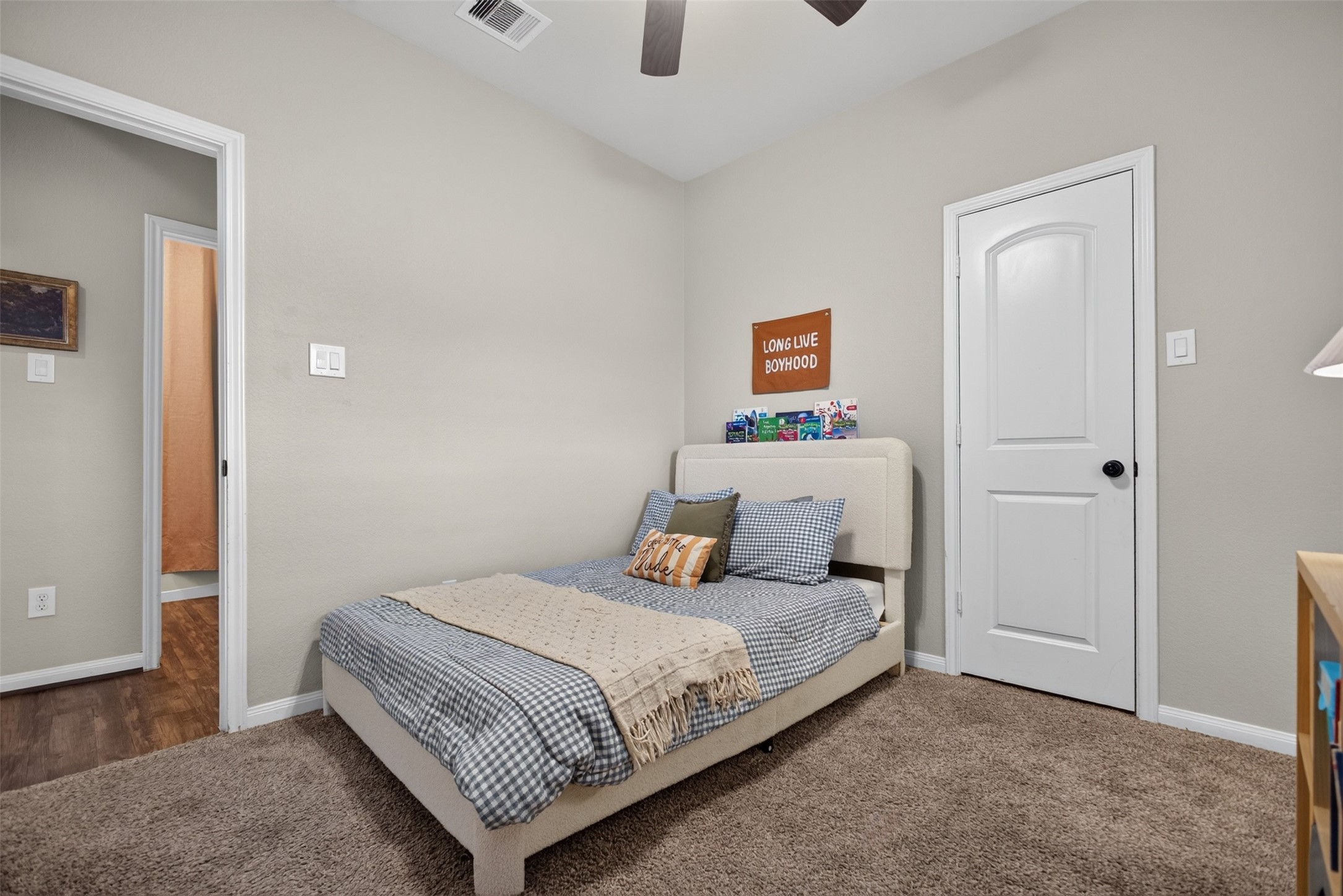 15015 Meadow Glen N, Conroe, TX 77306