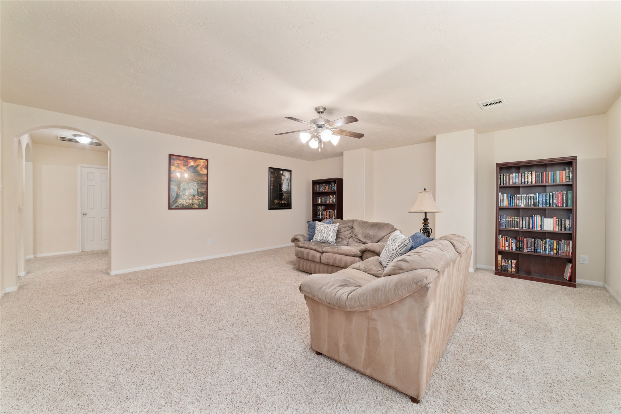 This oversized gameroom/flex space can be utilized as a gameroom, media room, workout room, music room, etc....the possibilities are endless.