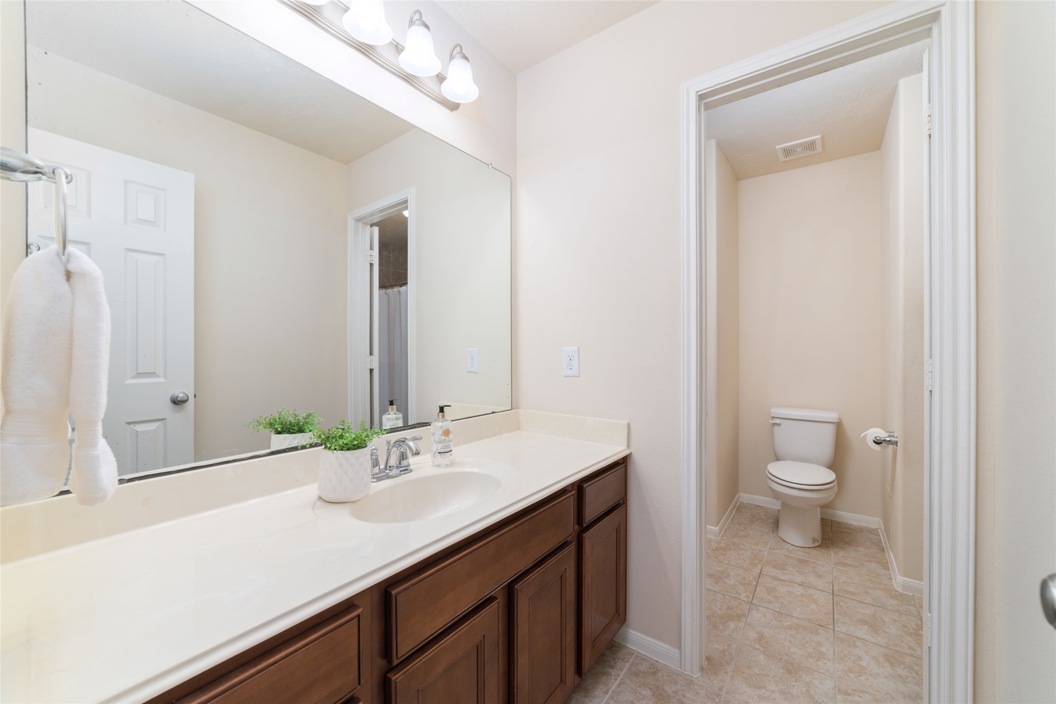 14422 Lakepointe Bend Lane, Cypress, TX 77429