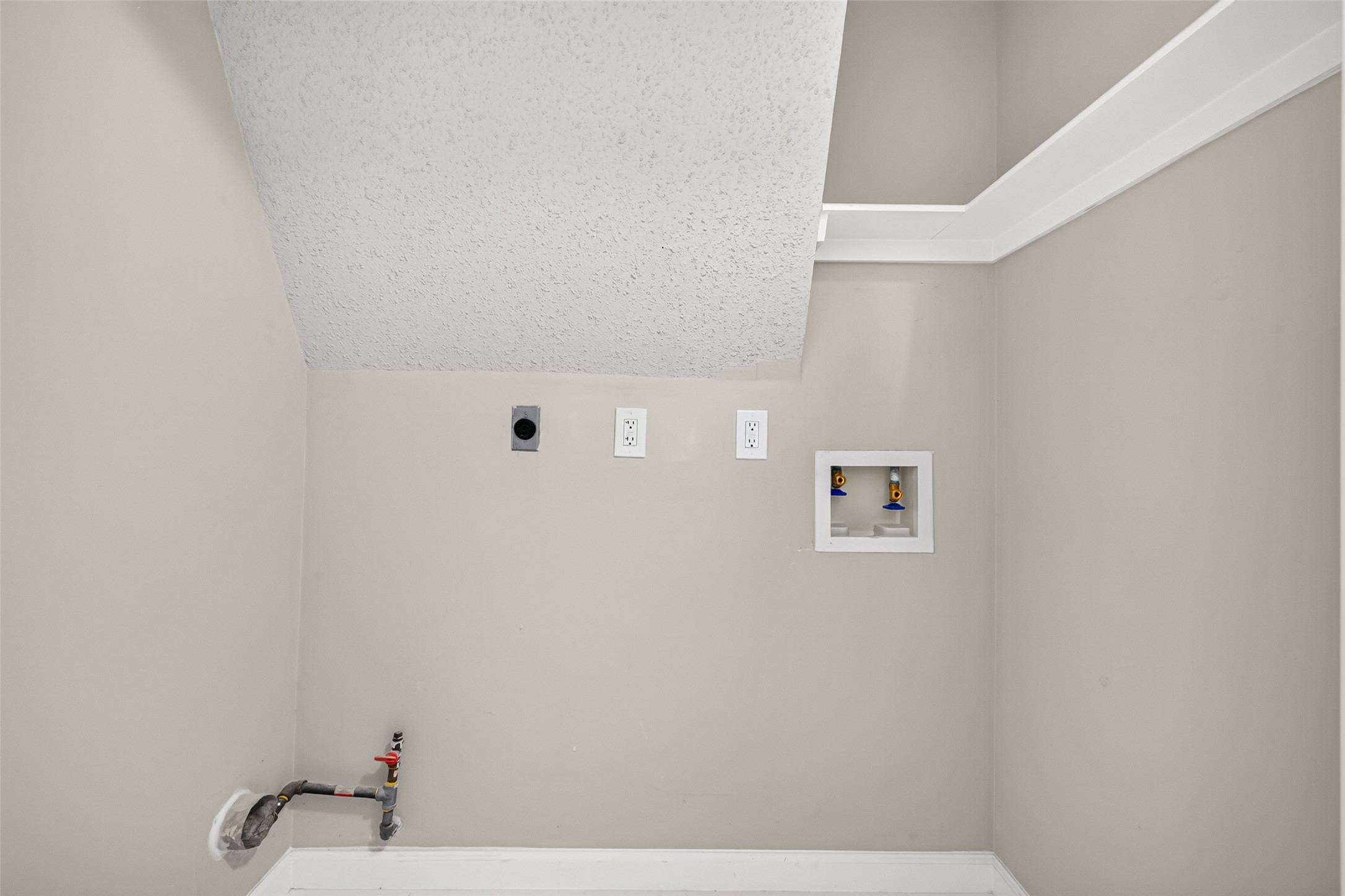 7434 Shangrila Lane, Houston, TX 77095