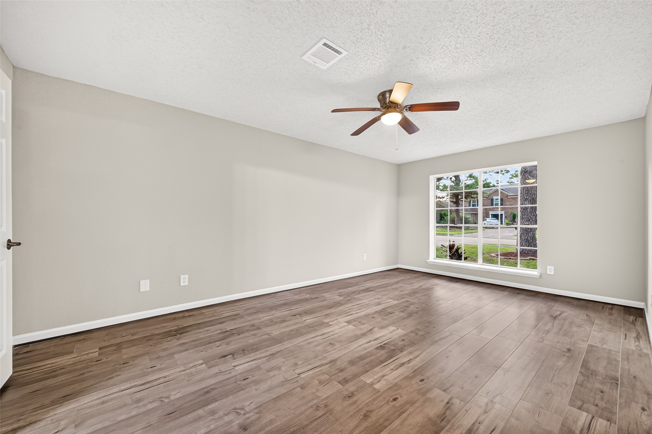 7434 Shangrila Lane, Houston, TX 77095