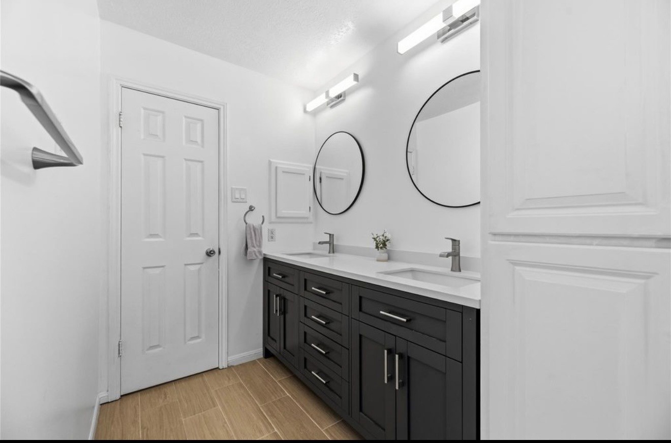16423 Maple Downs Lane, Sugar Land, TX 77498