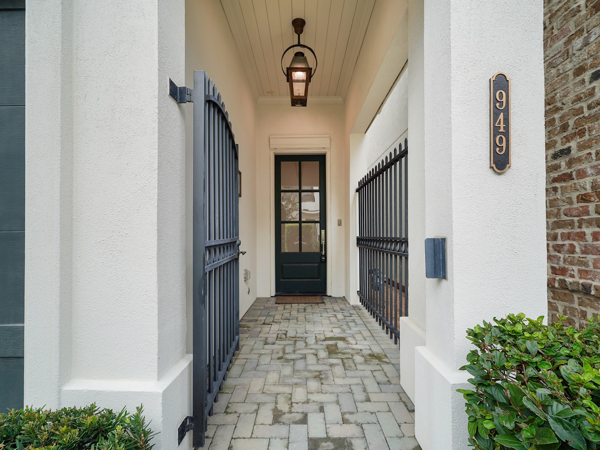 949 Dunleigh Meadows Lane, Houston, TX 77055