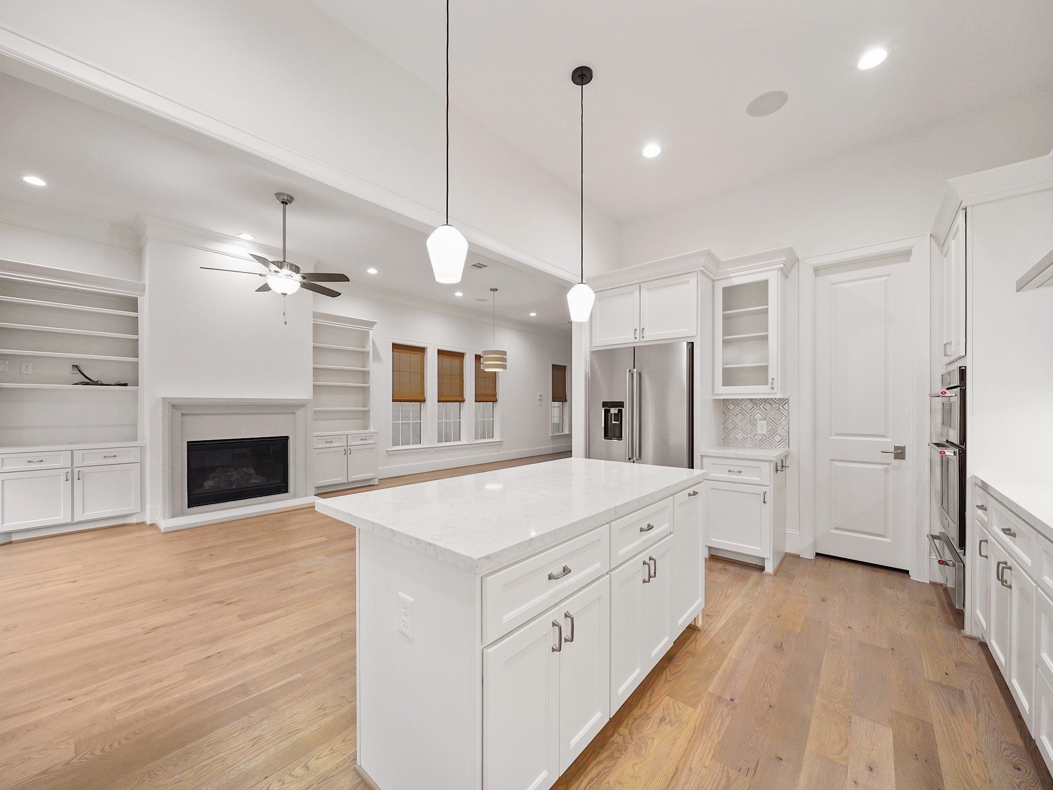 949 Dunleigh Meadows Lane, Houston, TX 77055