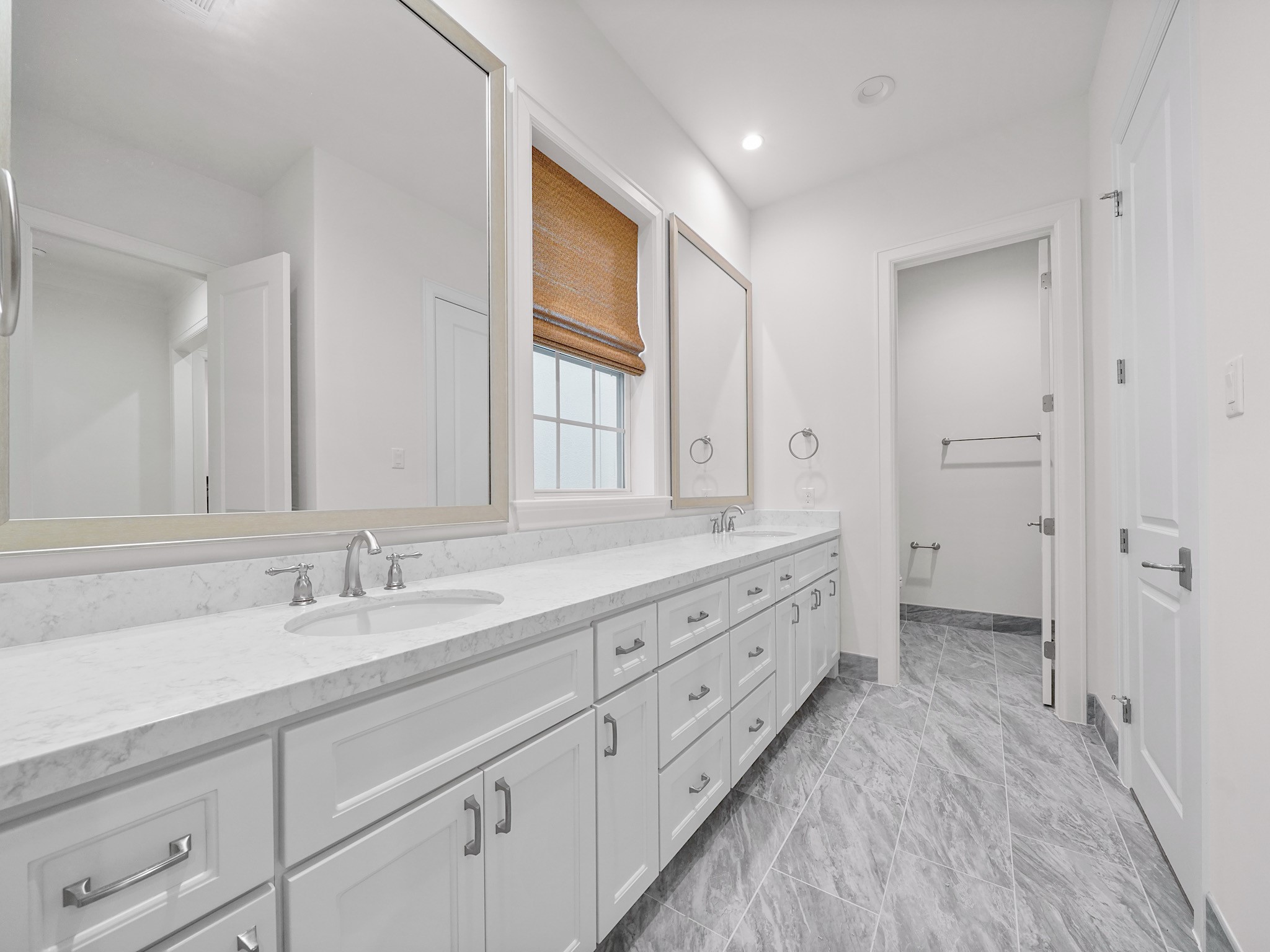 949 Dunleigh Meadows Lane, Houston, TX 77055