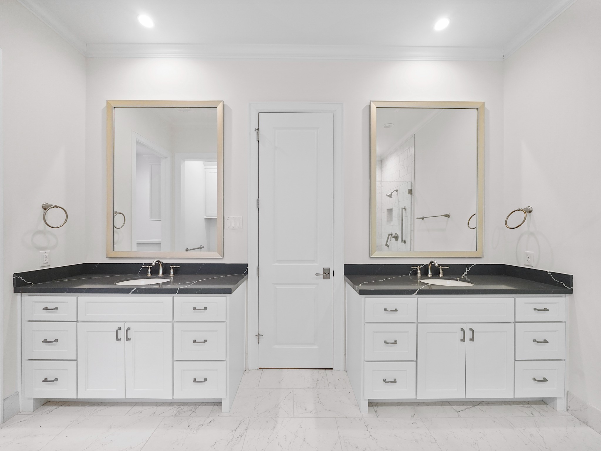 949 Dunleigh Meadows Lane, Houston, TX 77055