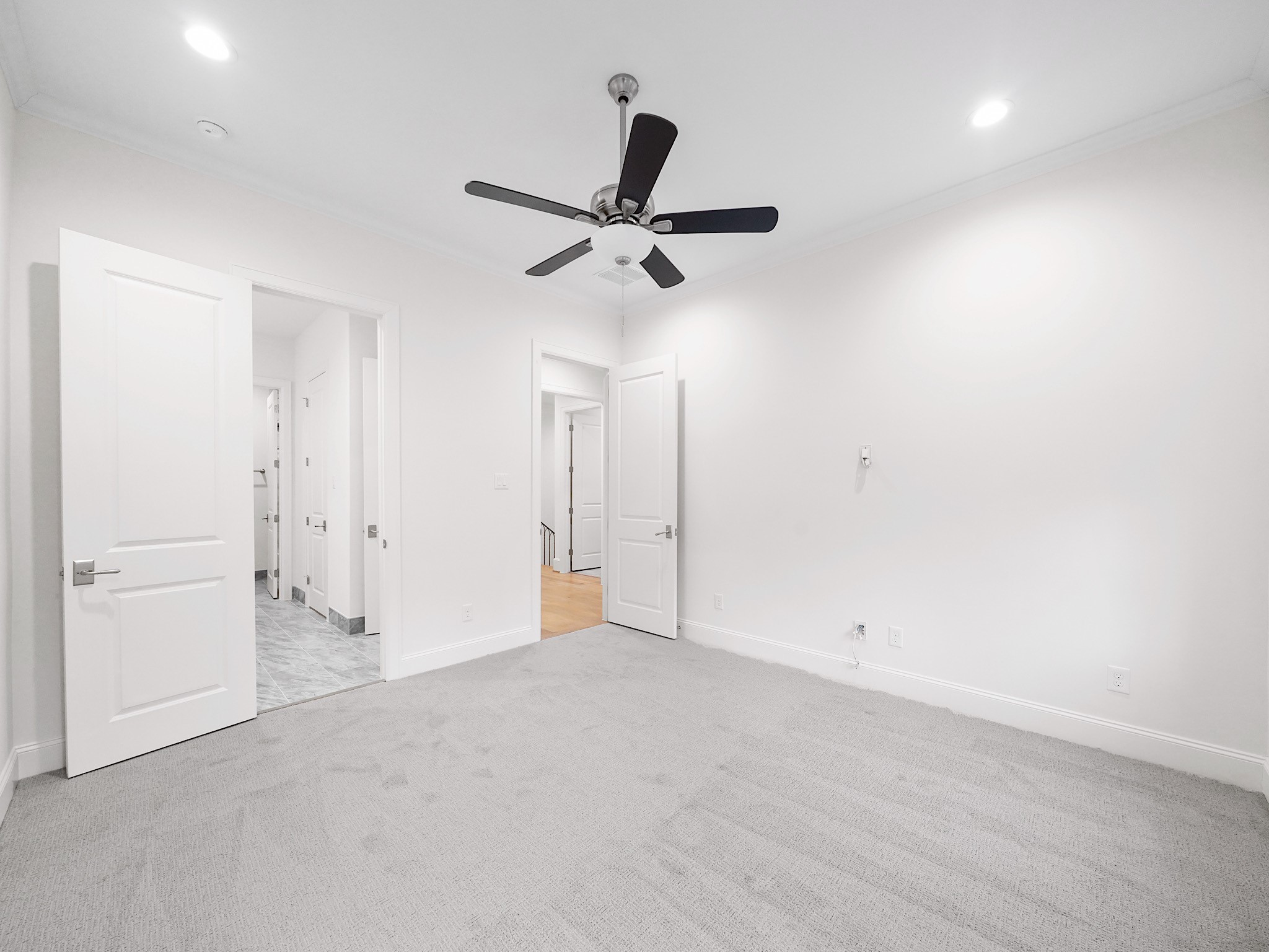 949 Dunleigh Meadows Lane, Houston, TX 77055