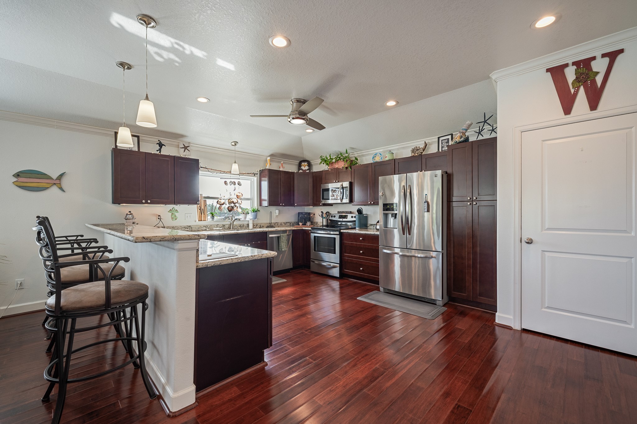 2525 E Bayshore Drive, San Leon, TX 77539