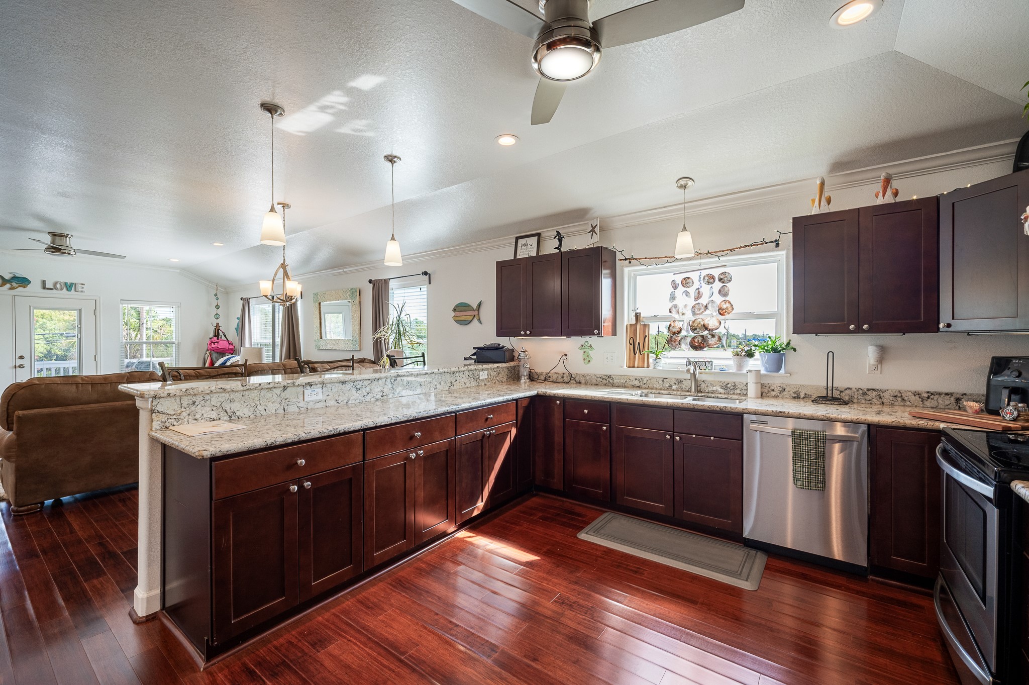 2525 E Bayshore Drive, San Leon, TX 77539