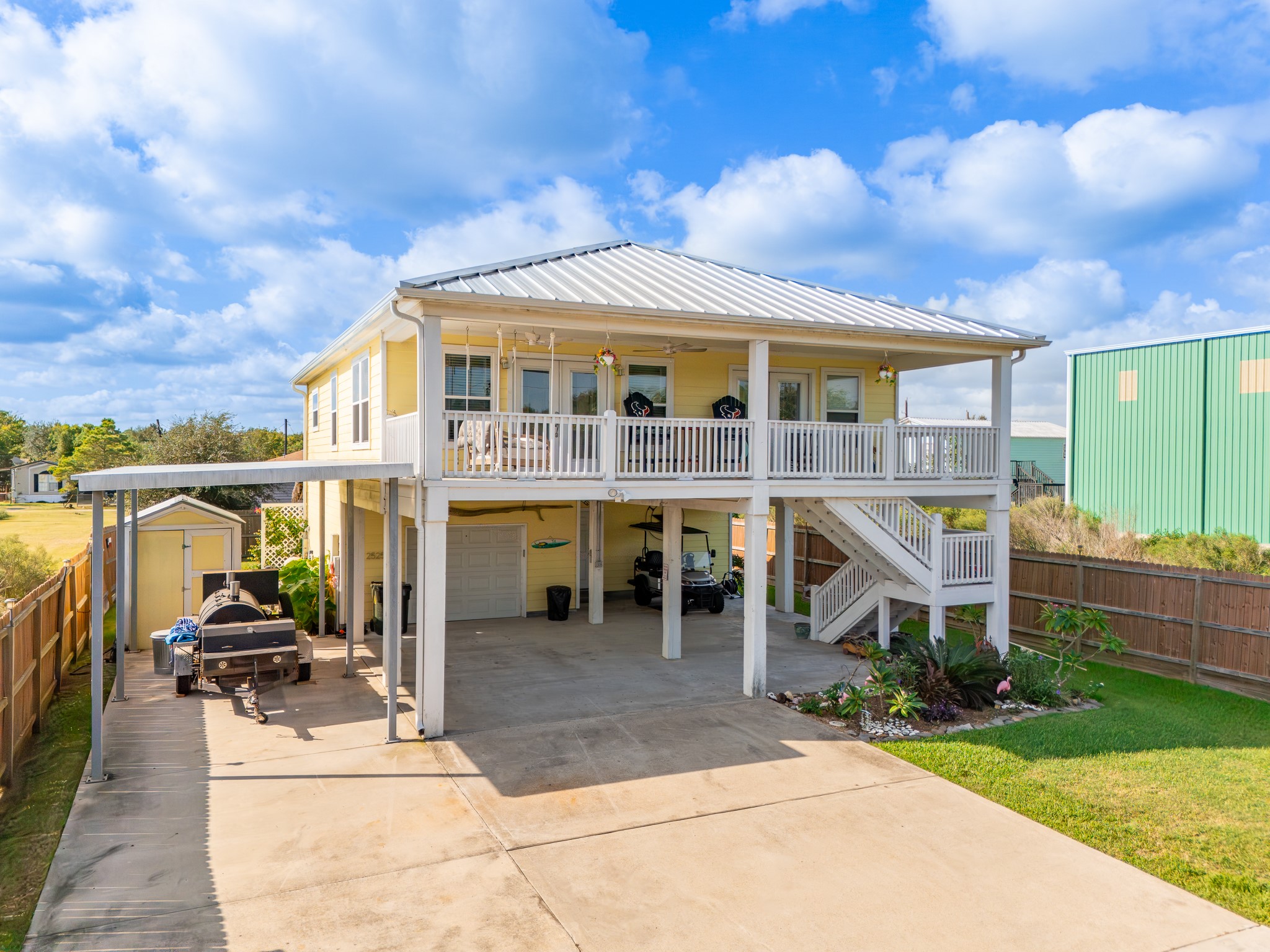 2525 E Bayshore Drive, San Leon, TX 77539
