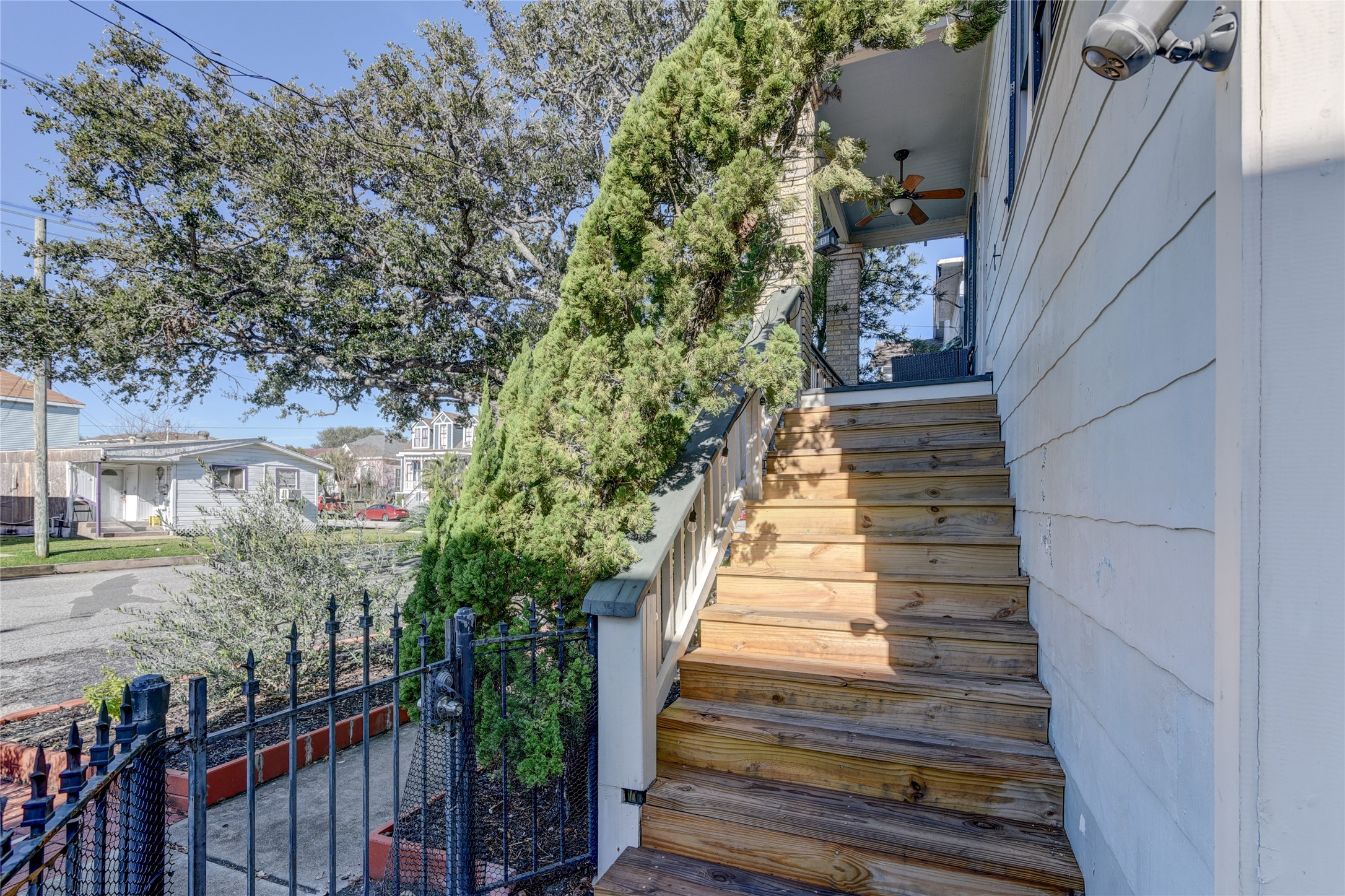 1206 17th Street, #A, Galveston, TX 77550