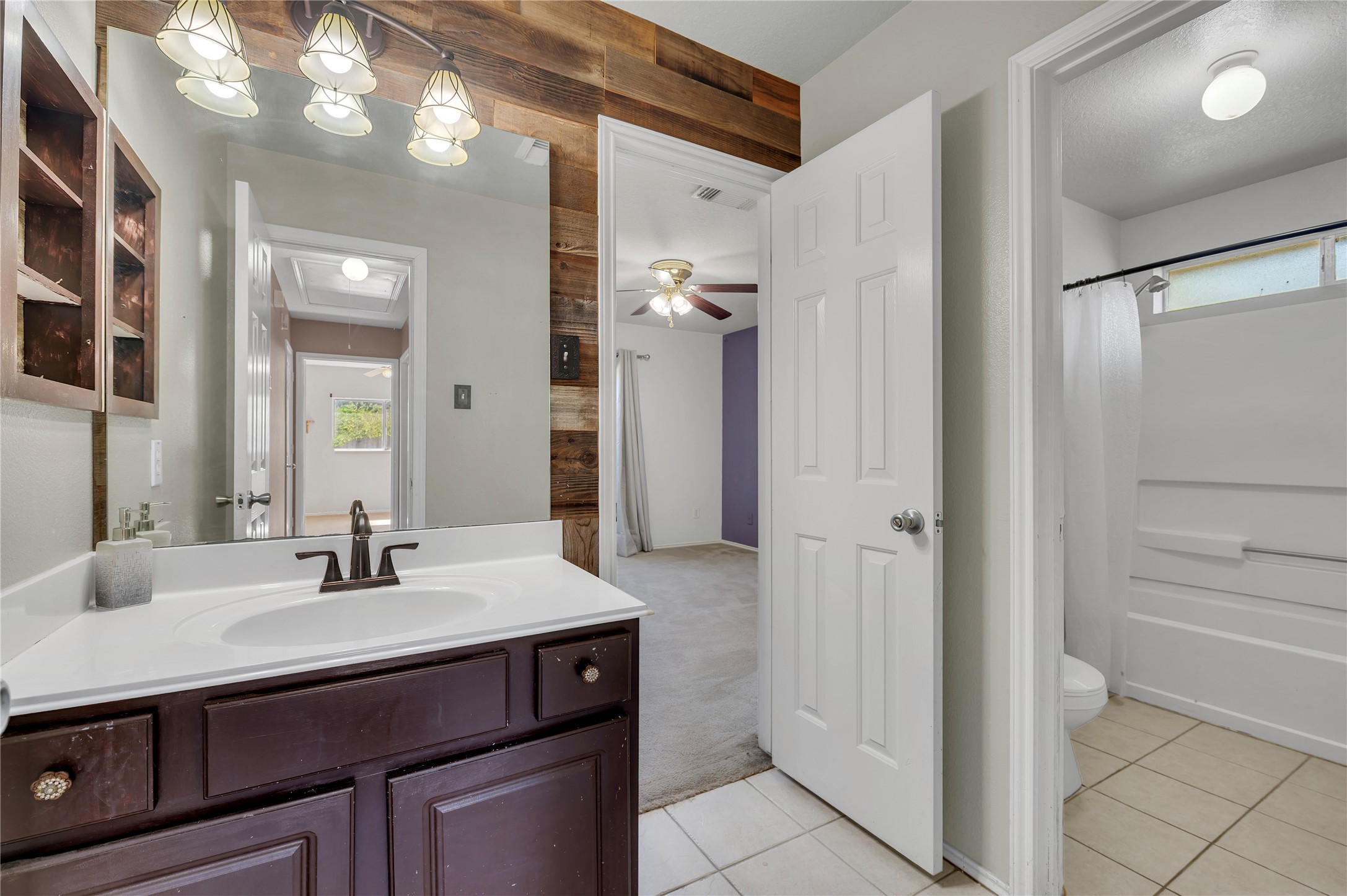2nd bathroom