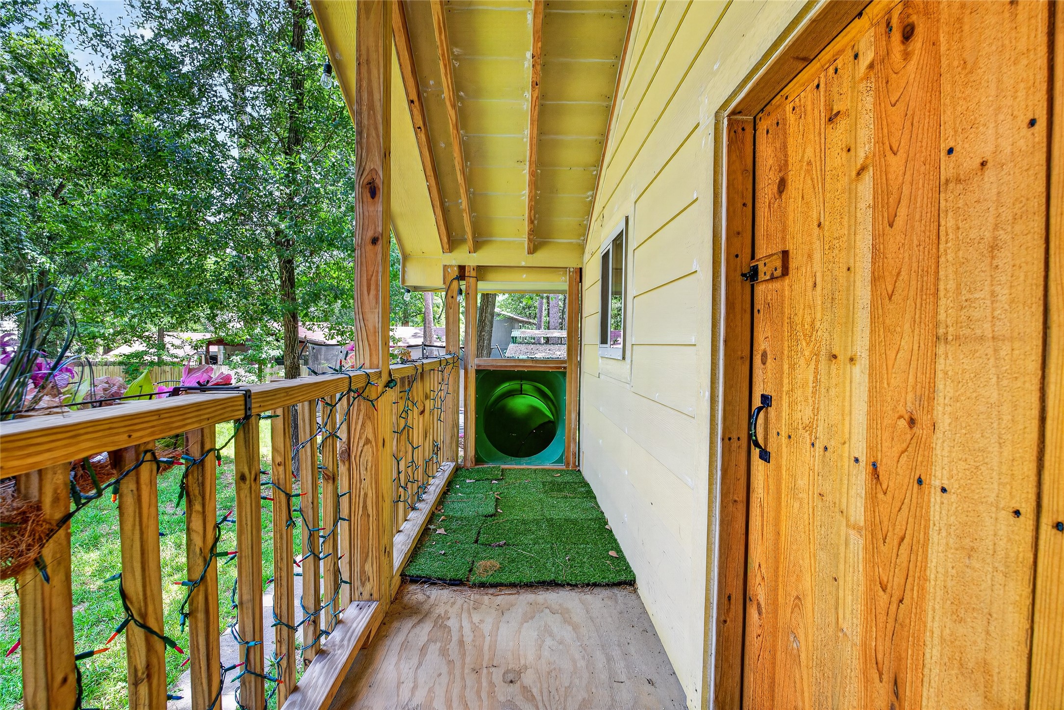 Playhouse slide for kids
