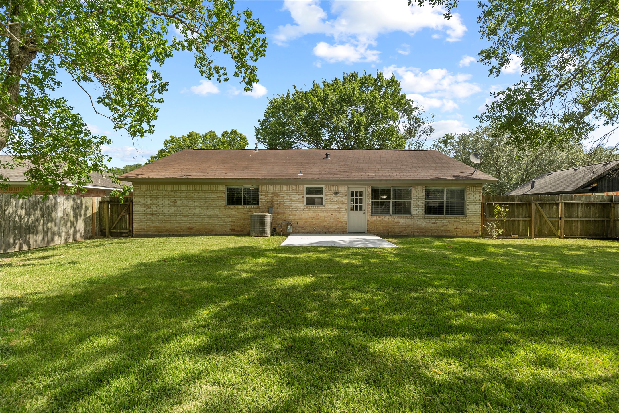 2536 Parkway Avenue, Rosenberg, TX 77471