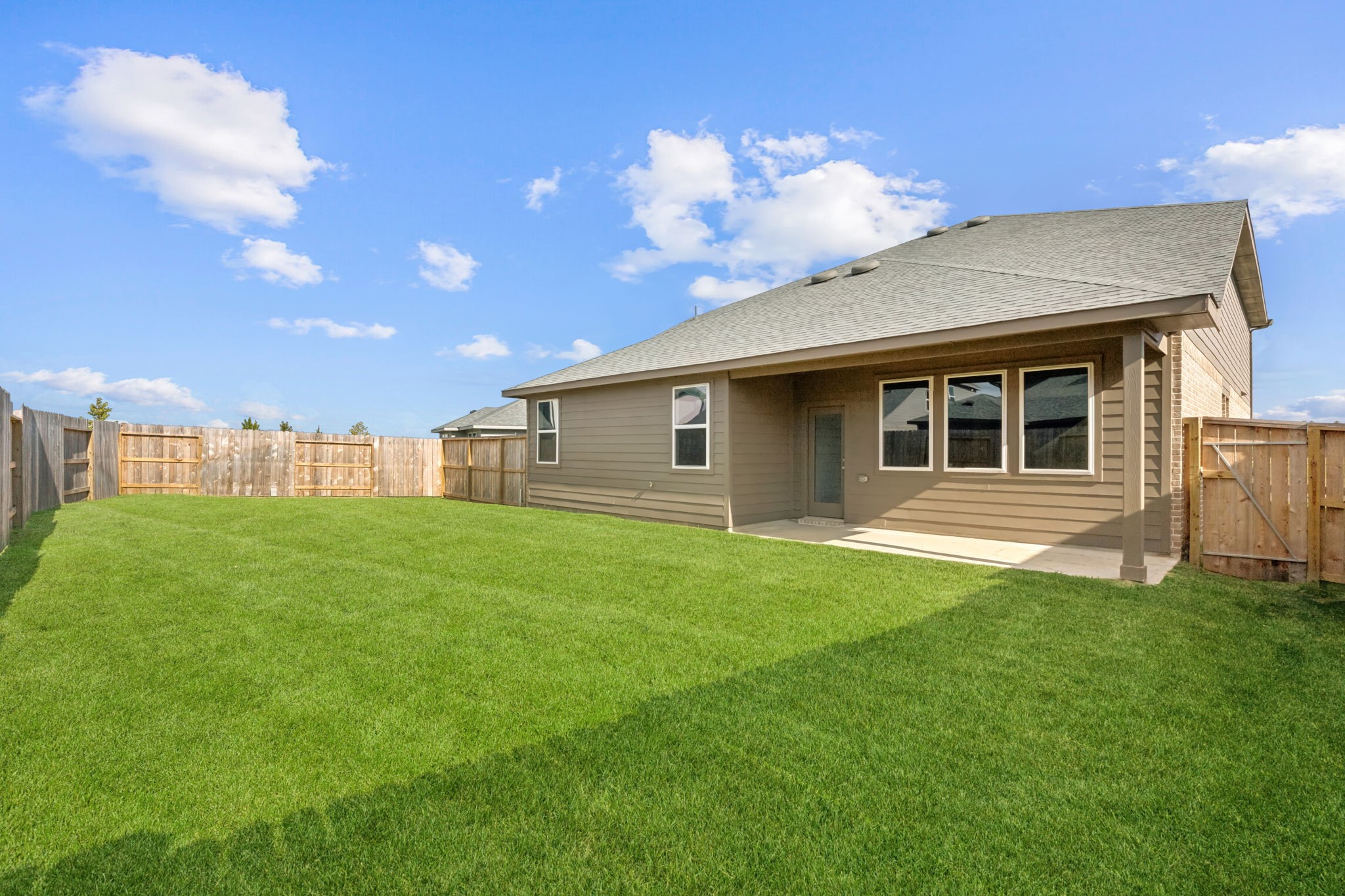 31407 Kingsley Pines Drive, Huffman, TX 77336