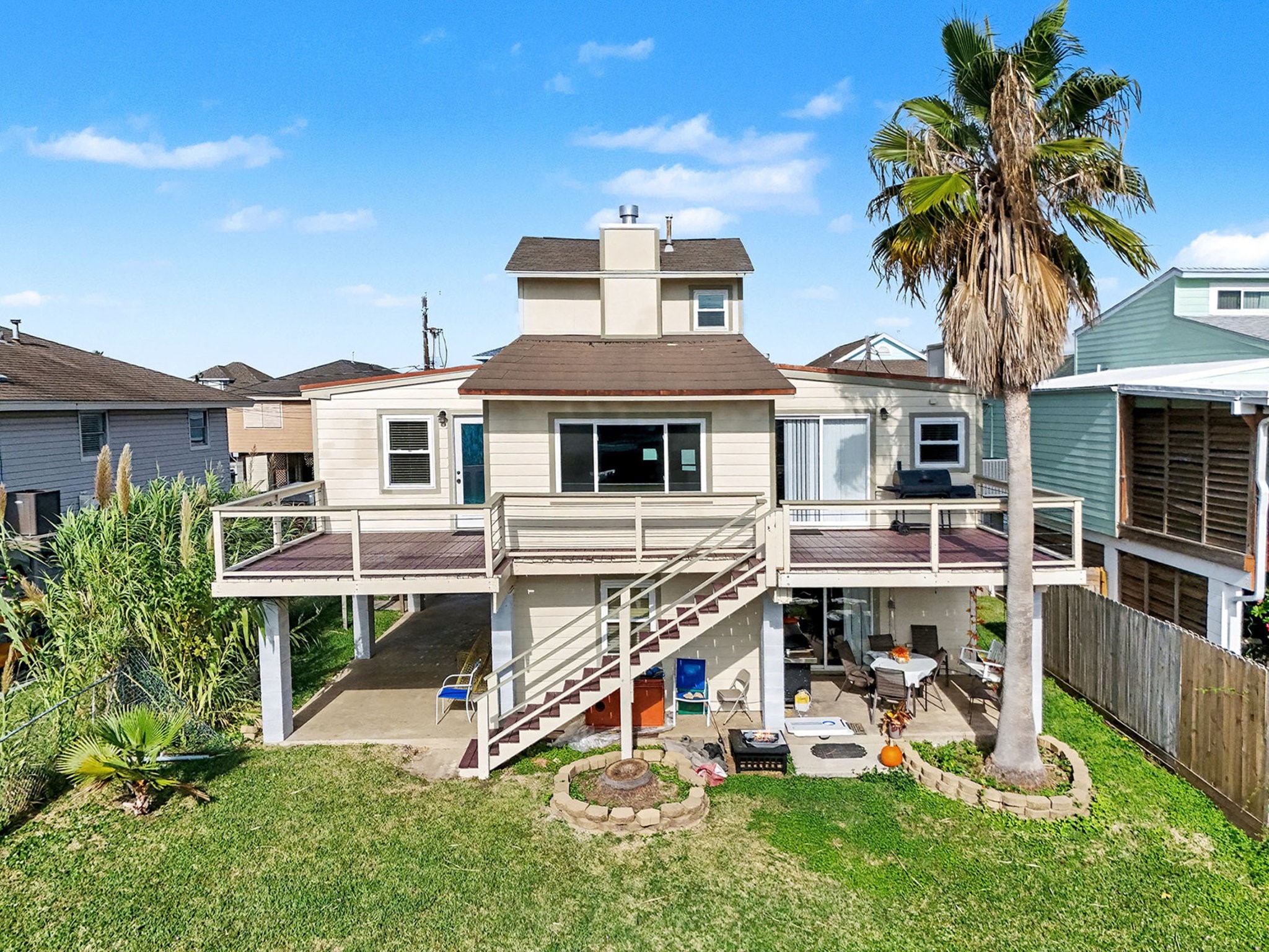 658 Warsaw St. Bayou Vista, TX 77563 658 Warsaw St. Bayou Vista, TX 77563