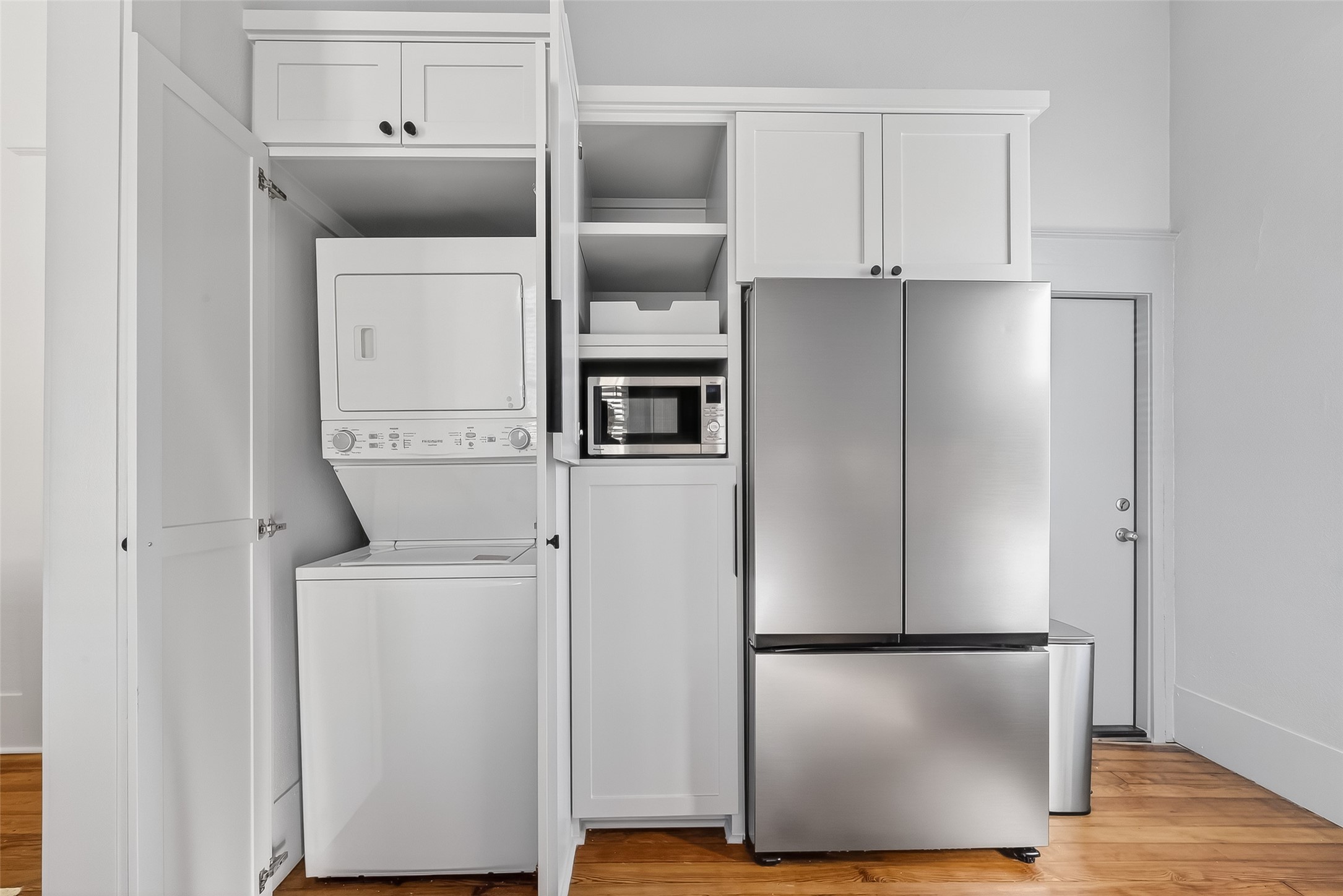 All the appliances stay