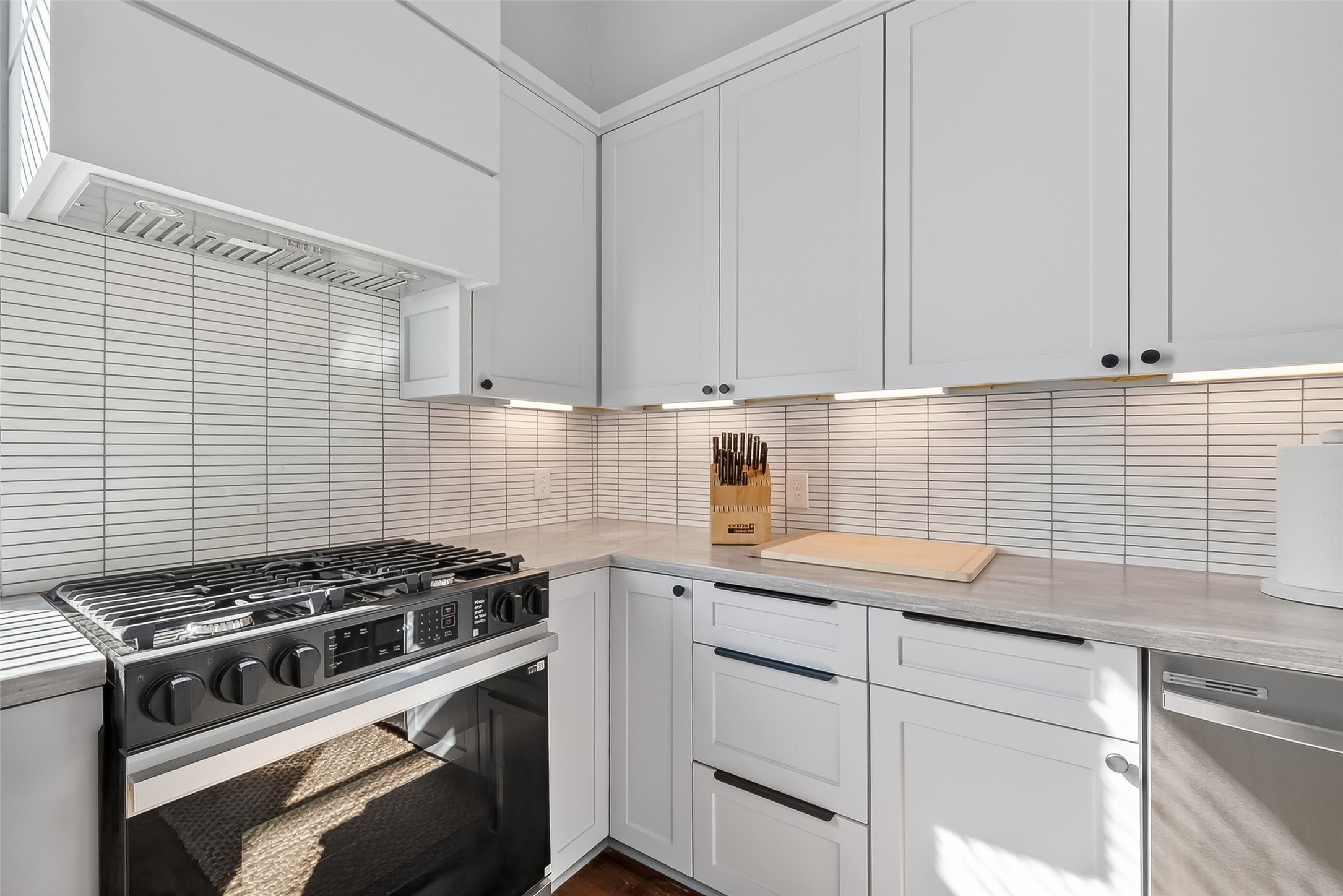 2015 28TH ST, Galveston, TX 77550