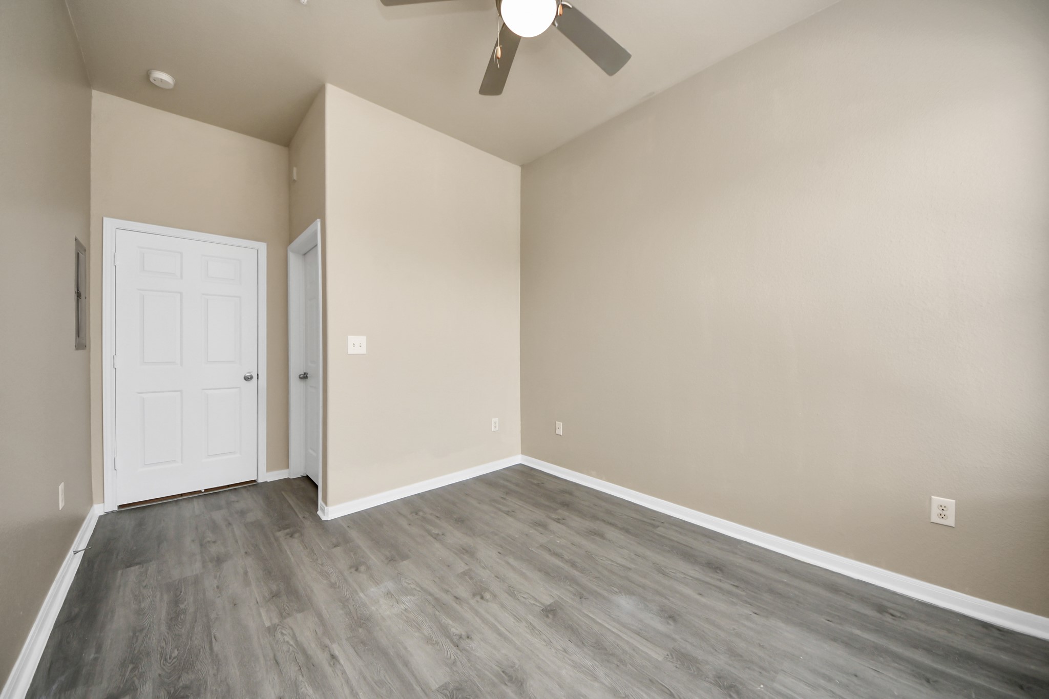 1441 East Street, #312, Houston, TX 77007