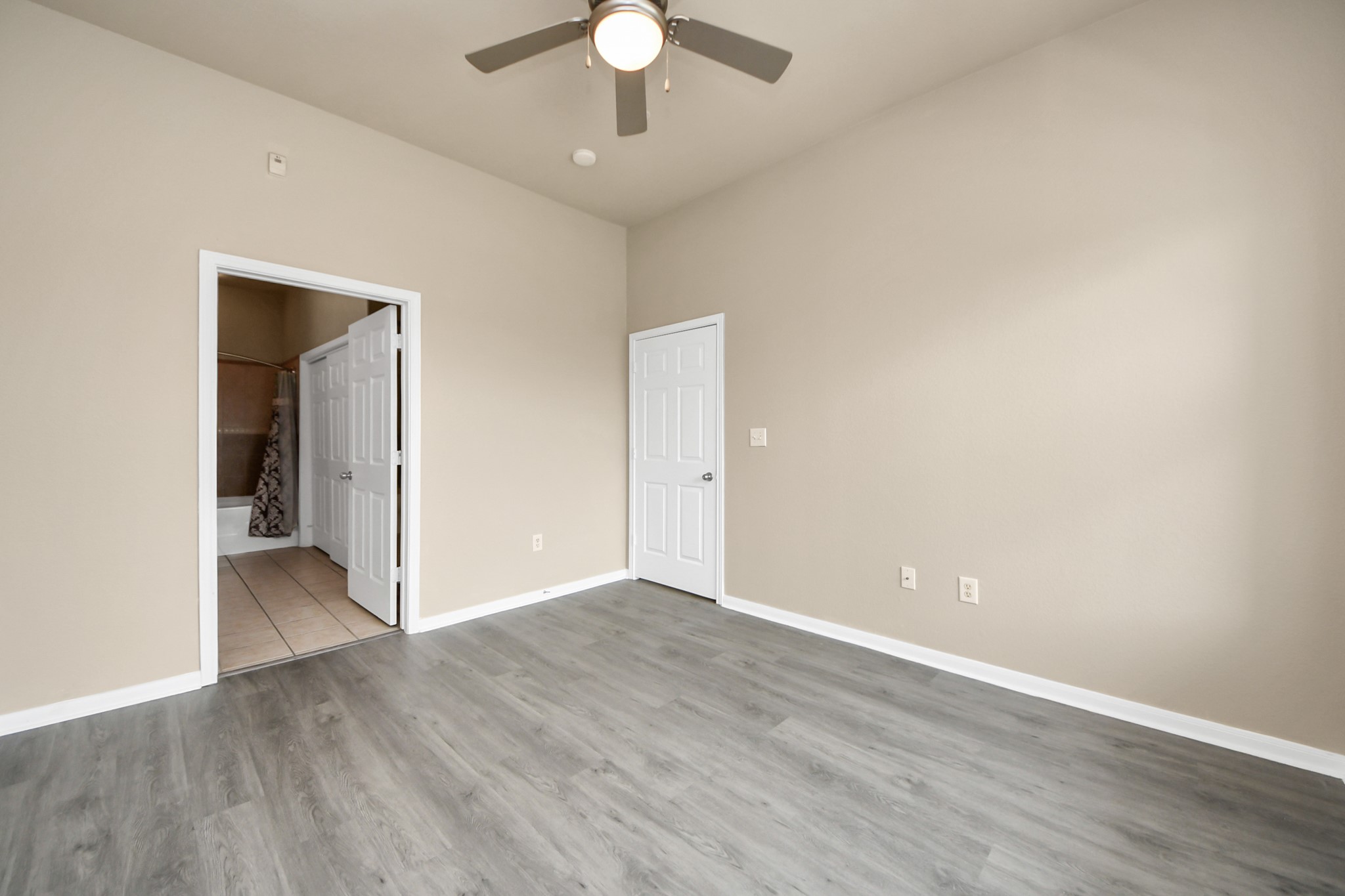 1441 East Street, #312, Houston, TX 77007