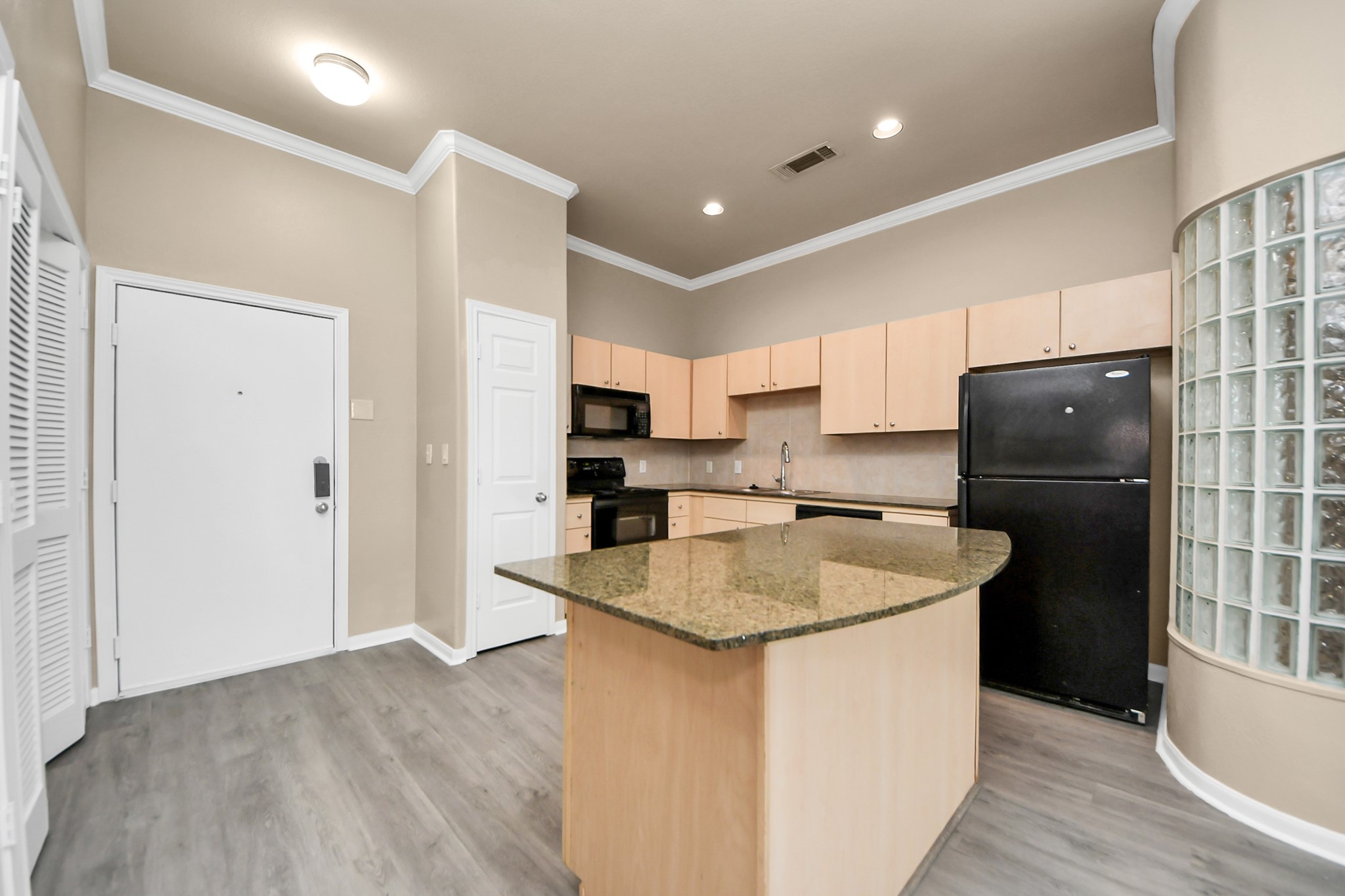1441 East Street, #312, Houston, TX 77007 1441 East Street, #312, Houston, TX 77007