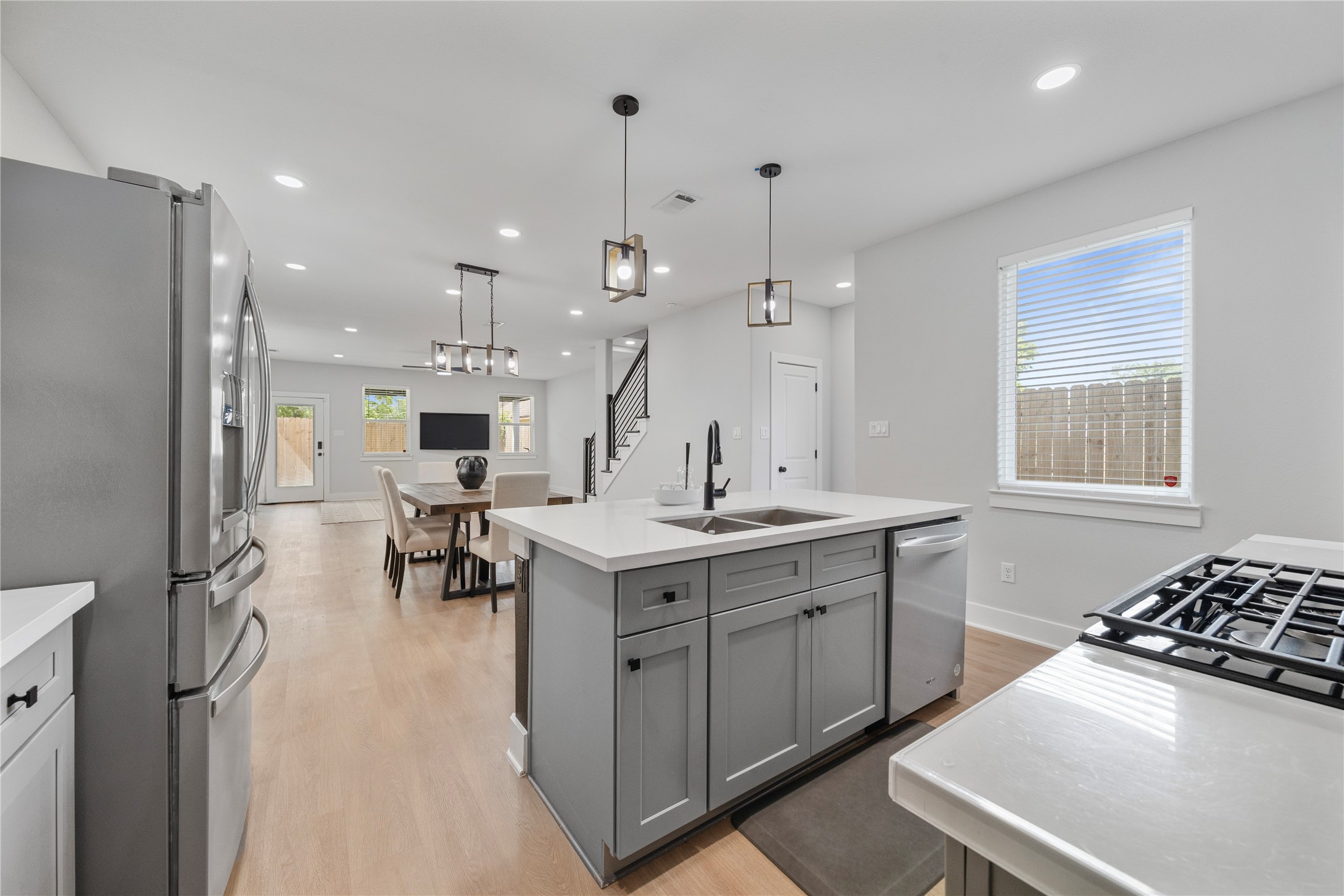 823 Enterprise Street, Houston, TX 77088