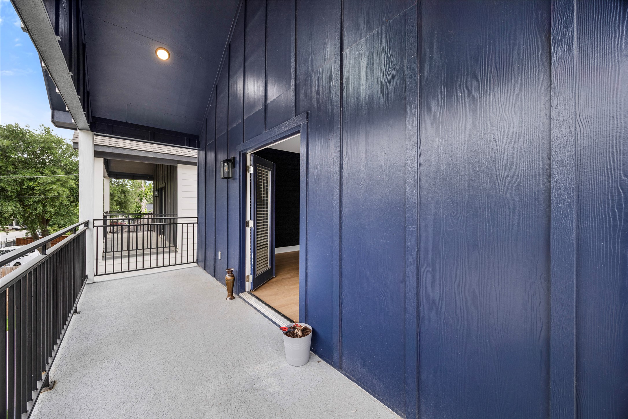 823 Enterprise Street, Houston, TX 77088