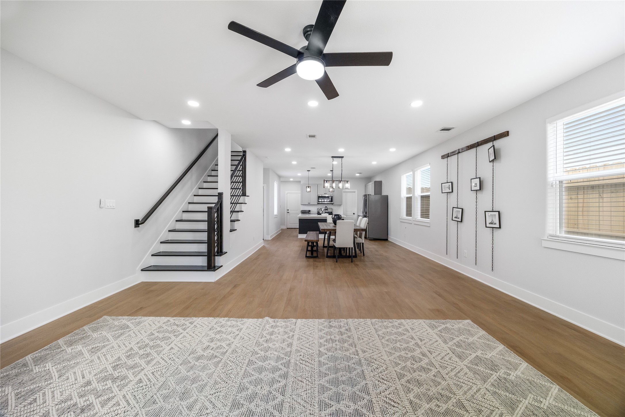 823 Enterprise Street, Houston, TX 77088