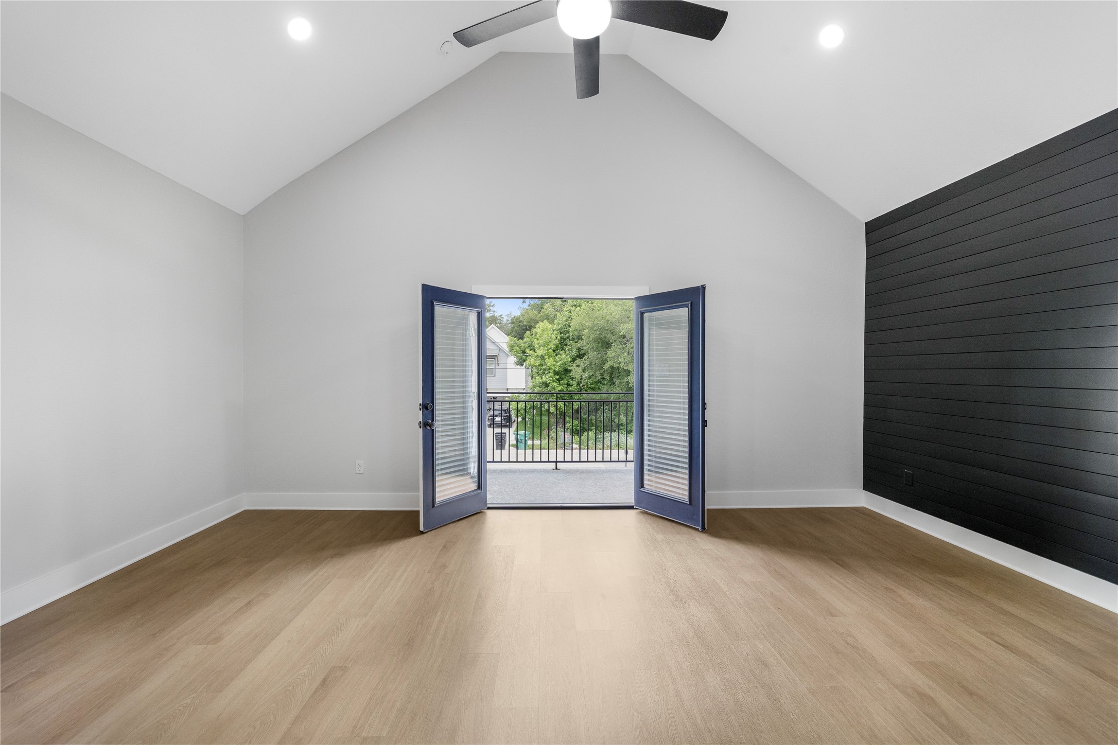 823 Enterprise Street, Houston, TX 77088