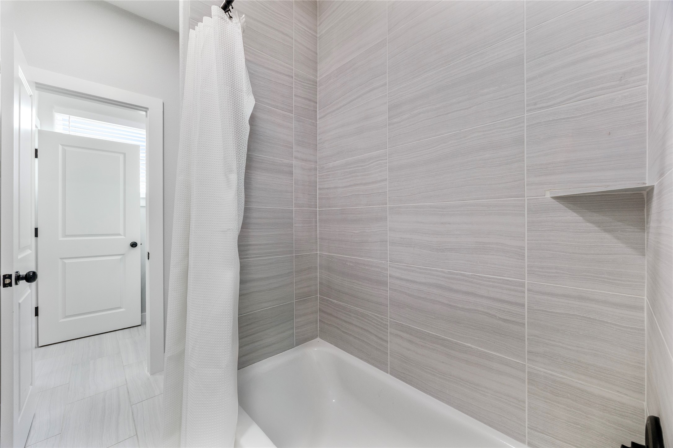 823 Enterprise Street, Houston, TX 77088