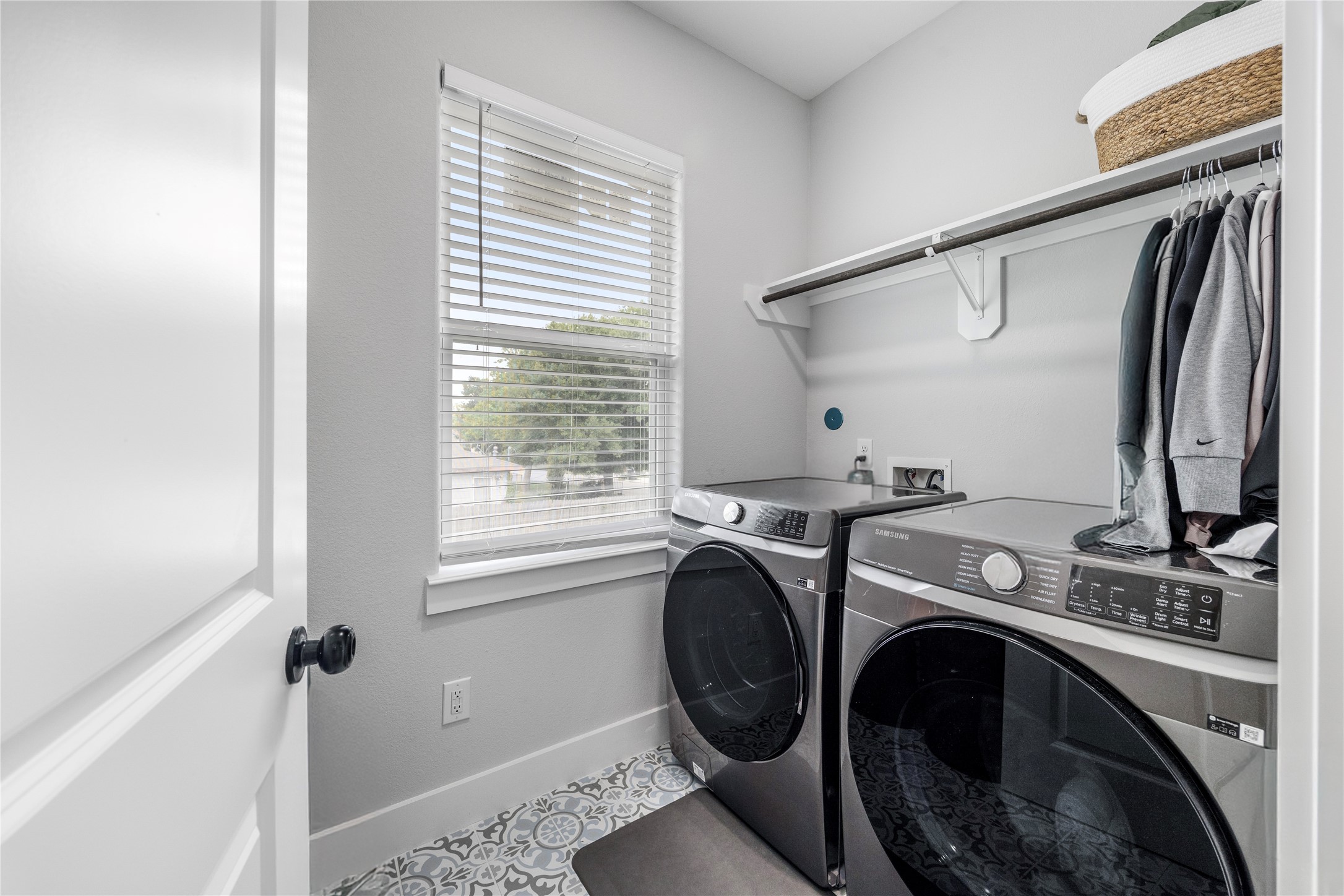 823 Enterprise Street, Houston, TX 77088