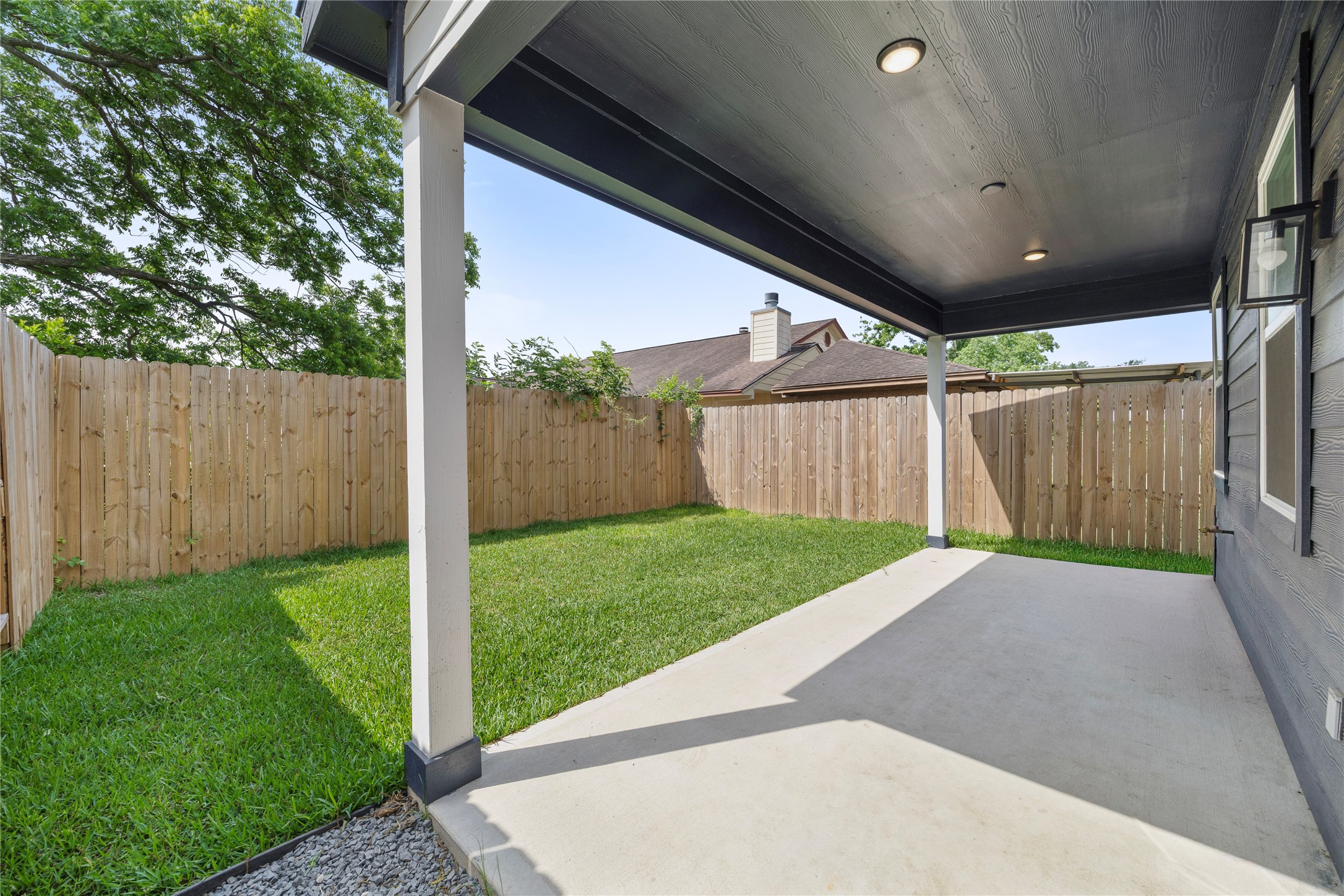 823 Enterprise Street, Houston, TX 77088