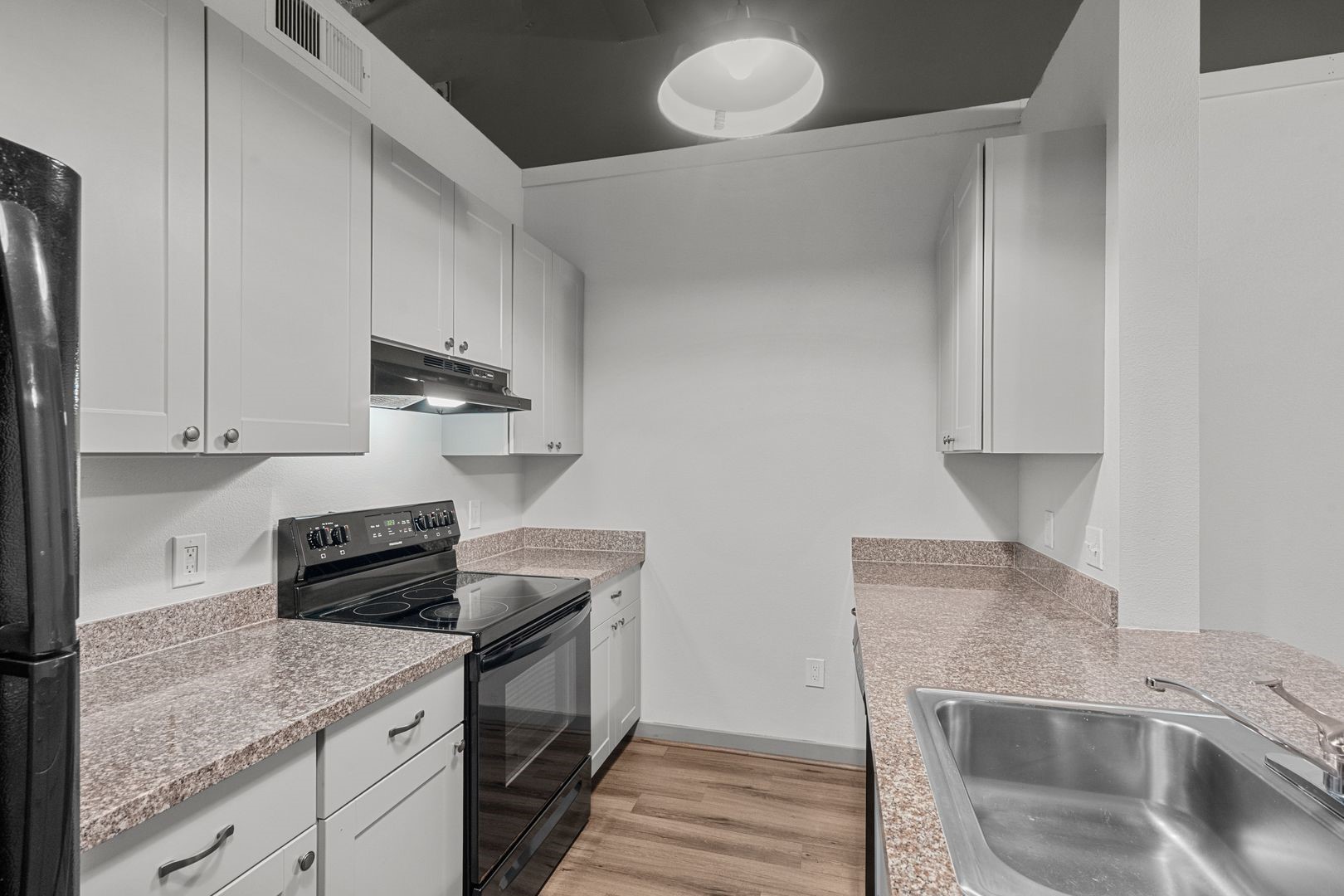 612 W Texas Avenue Unit 201, Baytown, TX 77520