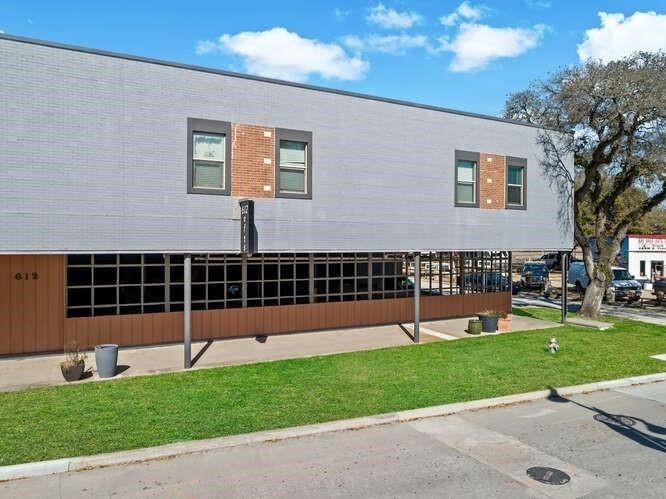612 W Texas Avenue Unit 201, Baytown, TX 77520
