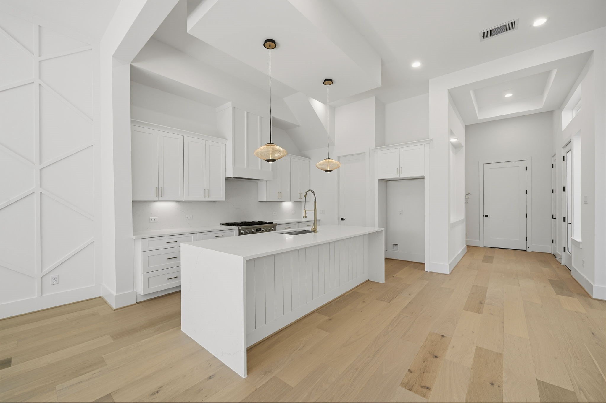 1120 E 26th Street, Houston, TX 77009