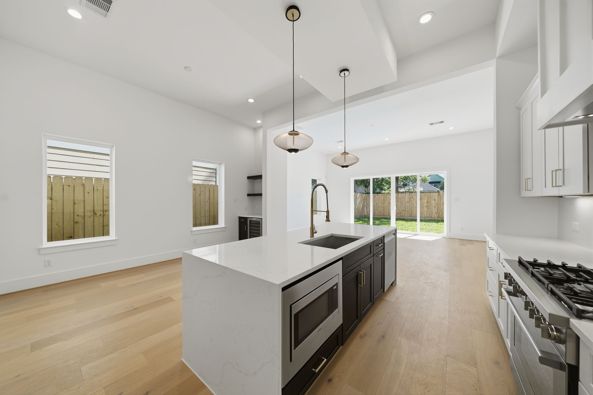 1120 E 26th Street, Houston, TX 77009
